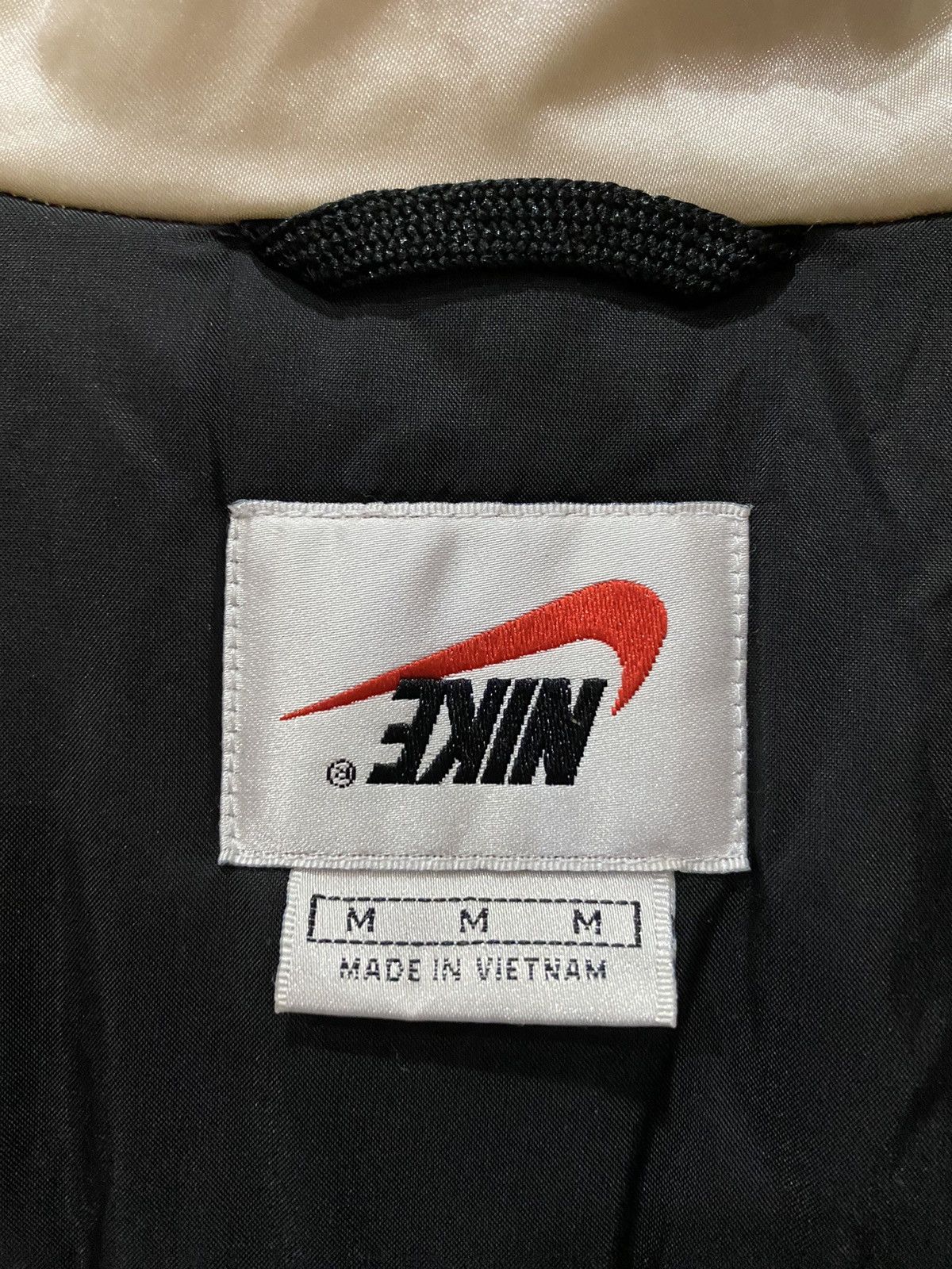 Nike VINTAGE NIKE REVERSIBLE JACKET Size US M / EU 48-50 / 2 - 13 Thumbnail