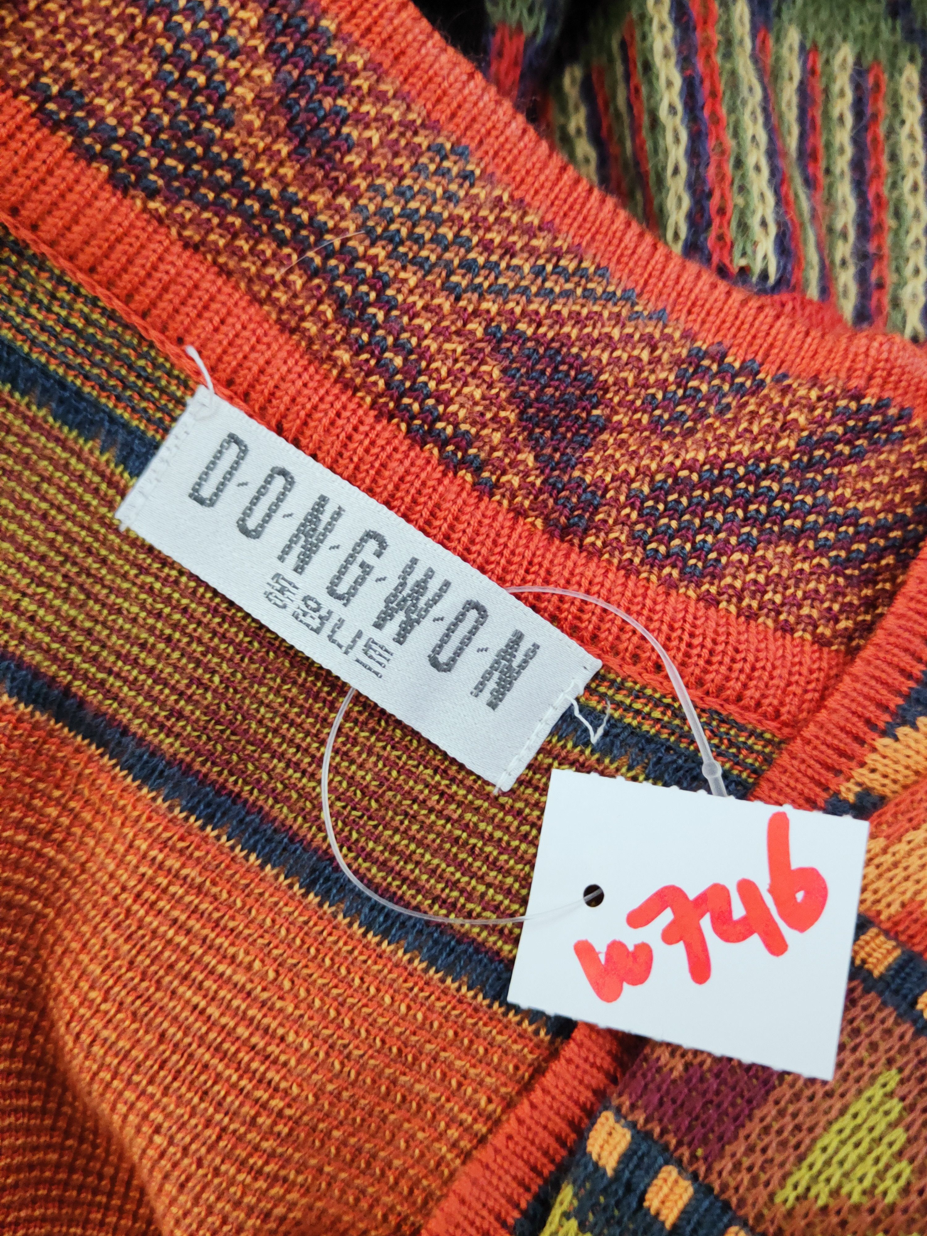 Vintage Dongwon Orange art Knitwear Cardigan #W746 Size US L / EU 52-54 / 3 - 11 Thumbnail