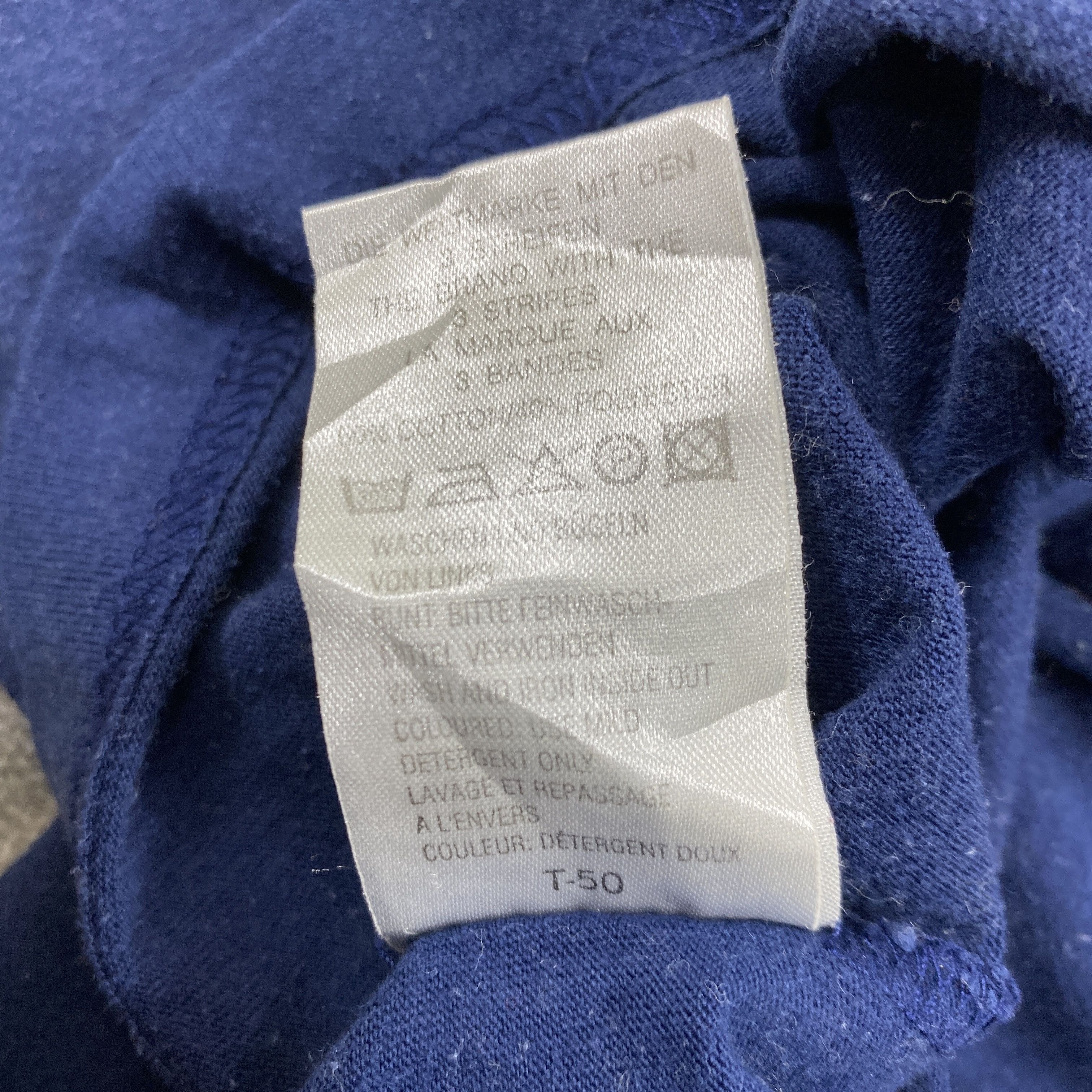 Adidas Vintage Adidas Big Logo T-shirt - D074 Size US M / EU 48-50 / 2 - 4 Thumbnail