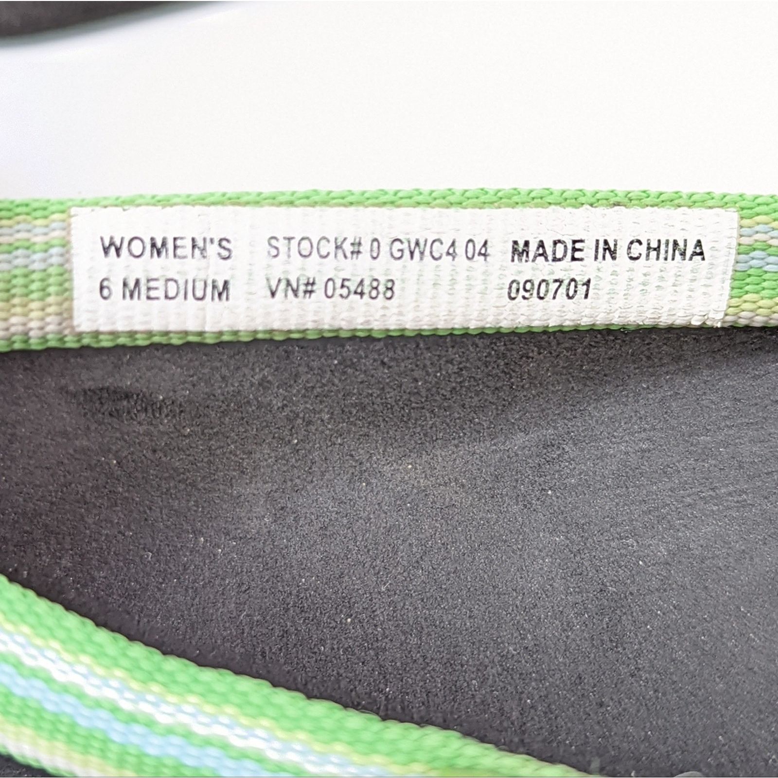 L.L. Bean L.L. Bean Neon Green Flip Flop Sandals - 6 Size US 6 / IT 36 - 9 Thumbnail