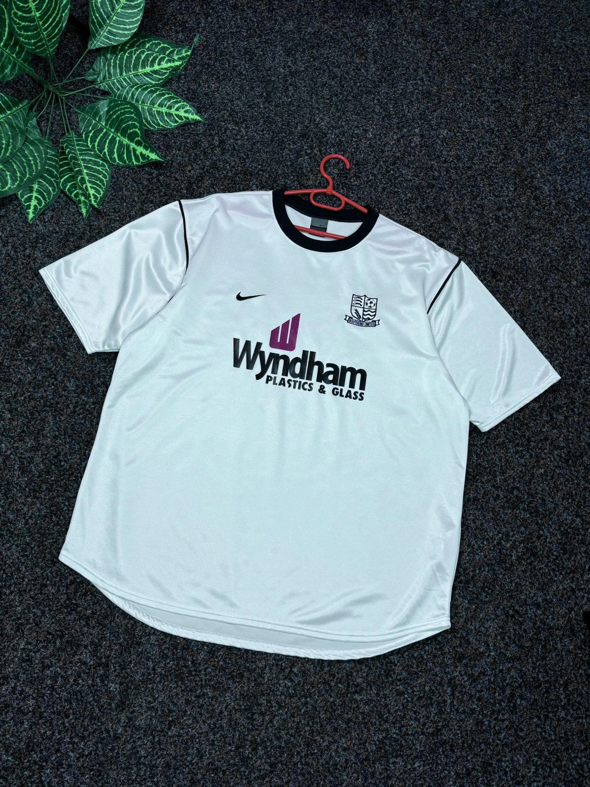 Nike Nike Southend United Home Shirt 00s Size XL soccer jersey Size US XL / EU 56 / 4 - 19 Thumbnail