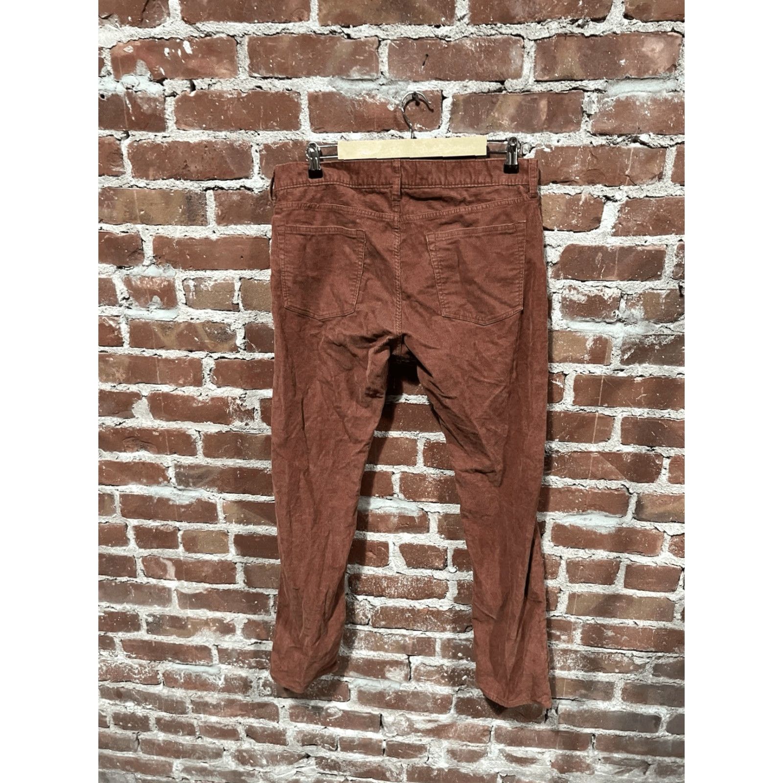 J.Crew J. Crew 484 Mens Orange Ribbed Corduroy Straight Leg Pants Size 33 x 32 Size US 33 - 2 Thumbnail