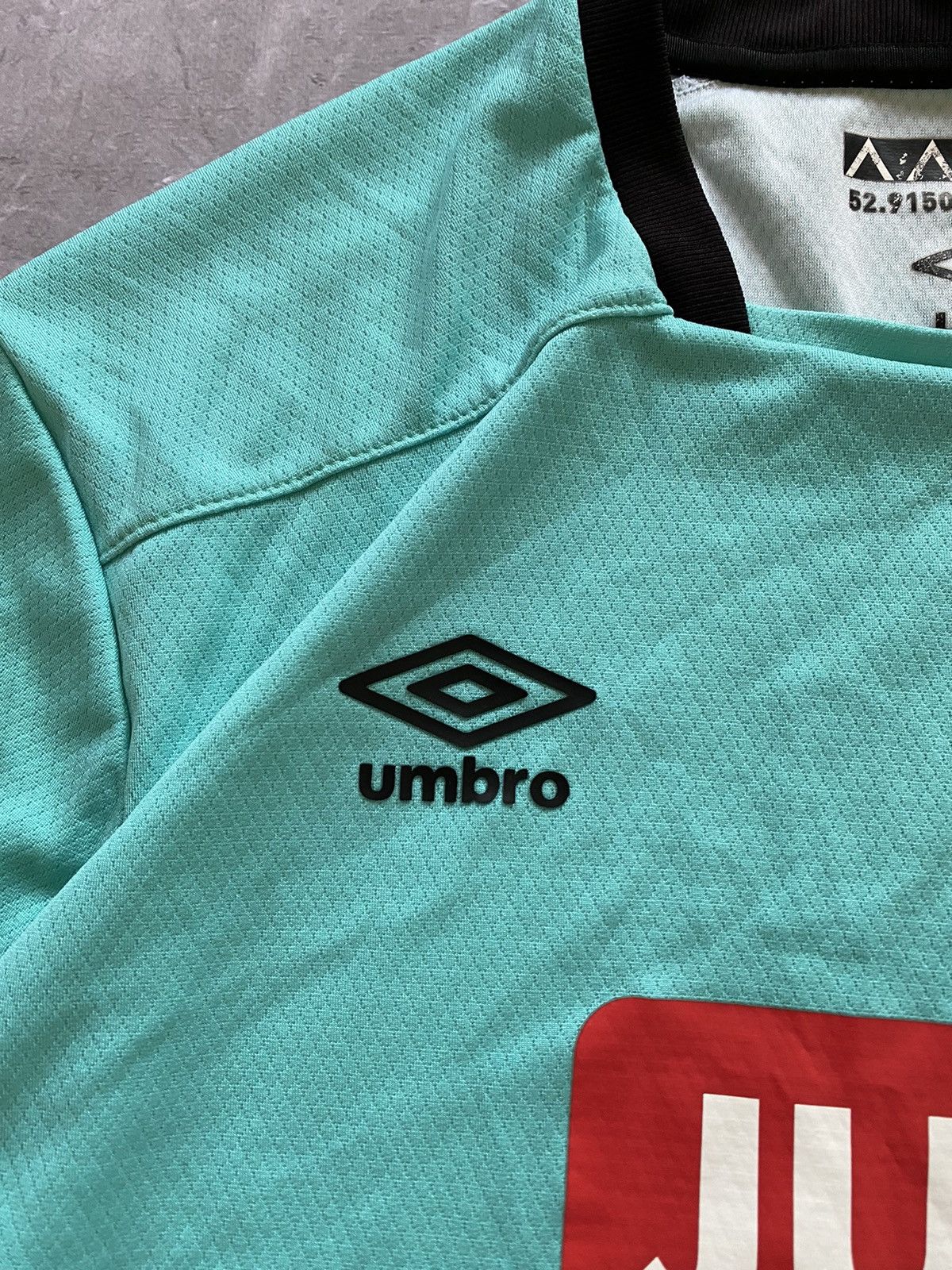 Umbro × Vintage Rare Umbro Derby County FC 2016-17 Third Soccer Jersey Size US L / EU 52-54 / 3 - 4 Thumbnail