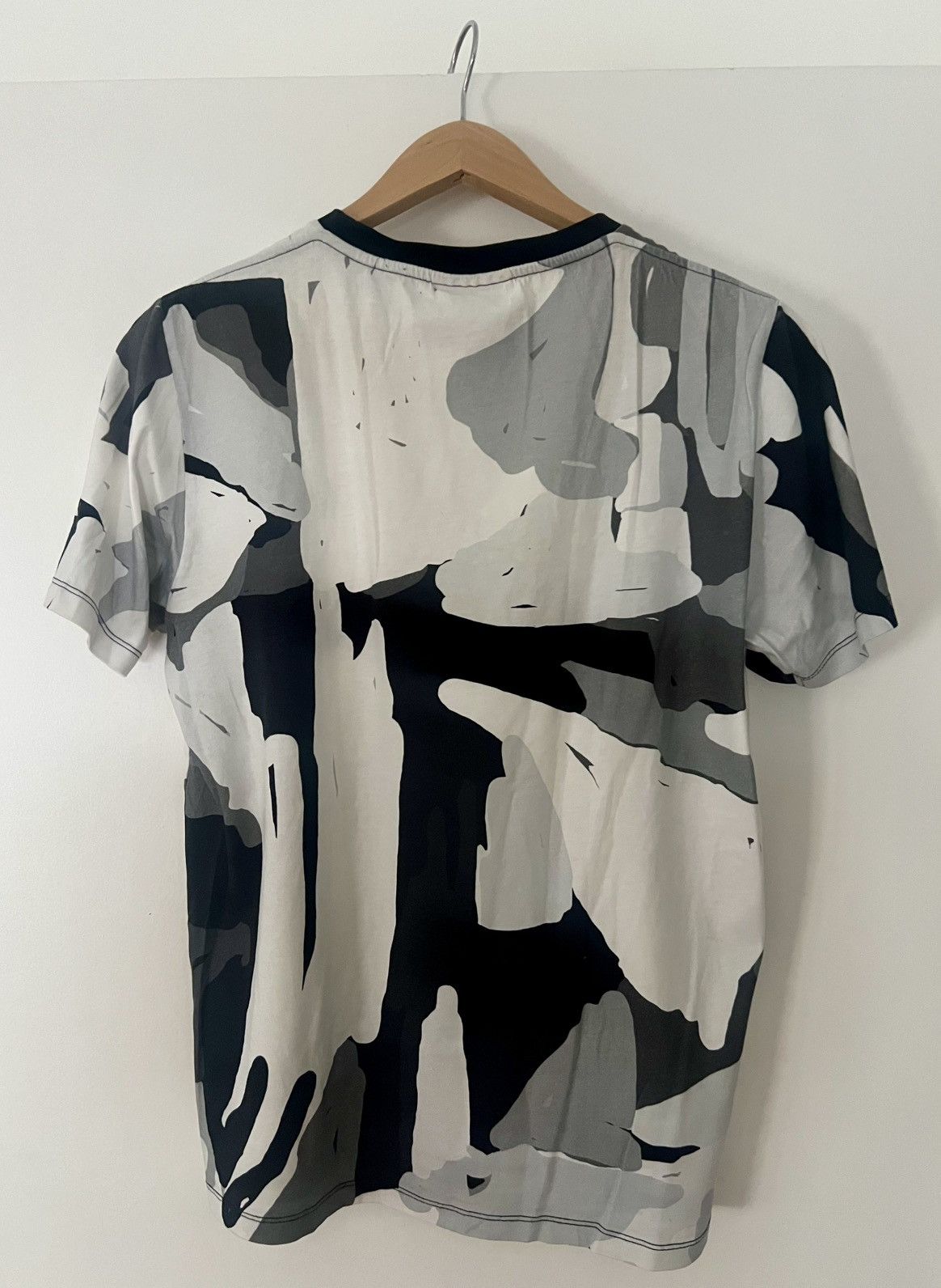 Etudes Etudes graphic tee Size US S / EU 44-46 / 1 - 3 Thumbnail