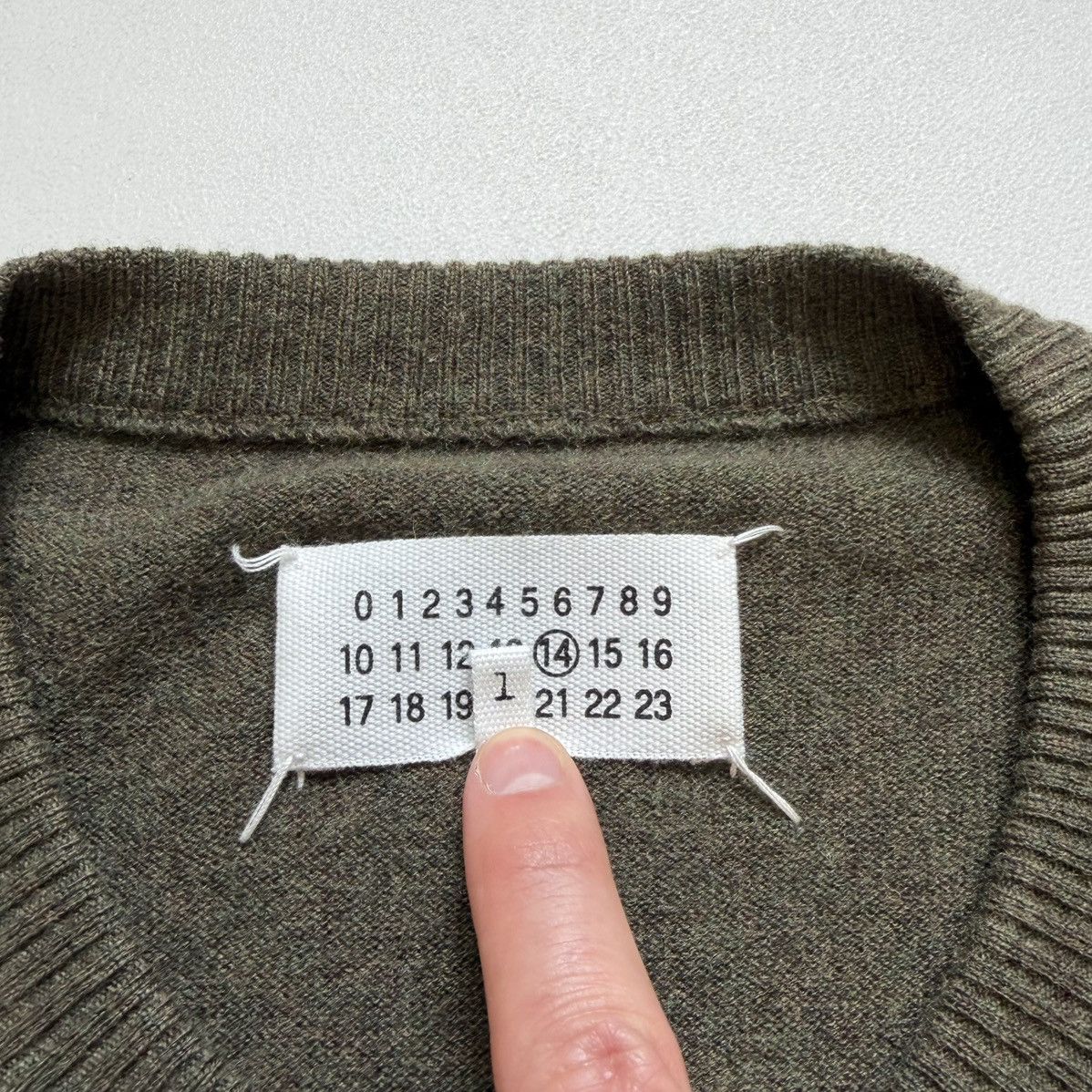 Maison Margiela A/W 16 Moss Green Wool Sweater Size US M / EU 48-50 / 2 - 6 Thumbnail