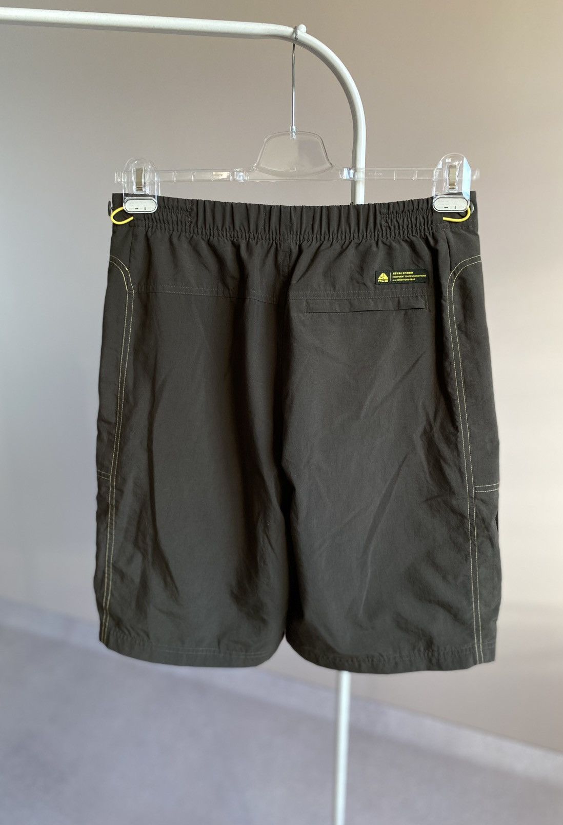 Nike ACG Vintage Nike ACG Cargo Shorts Size US 32 / EU 48 - 8 Thumbnail