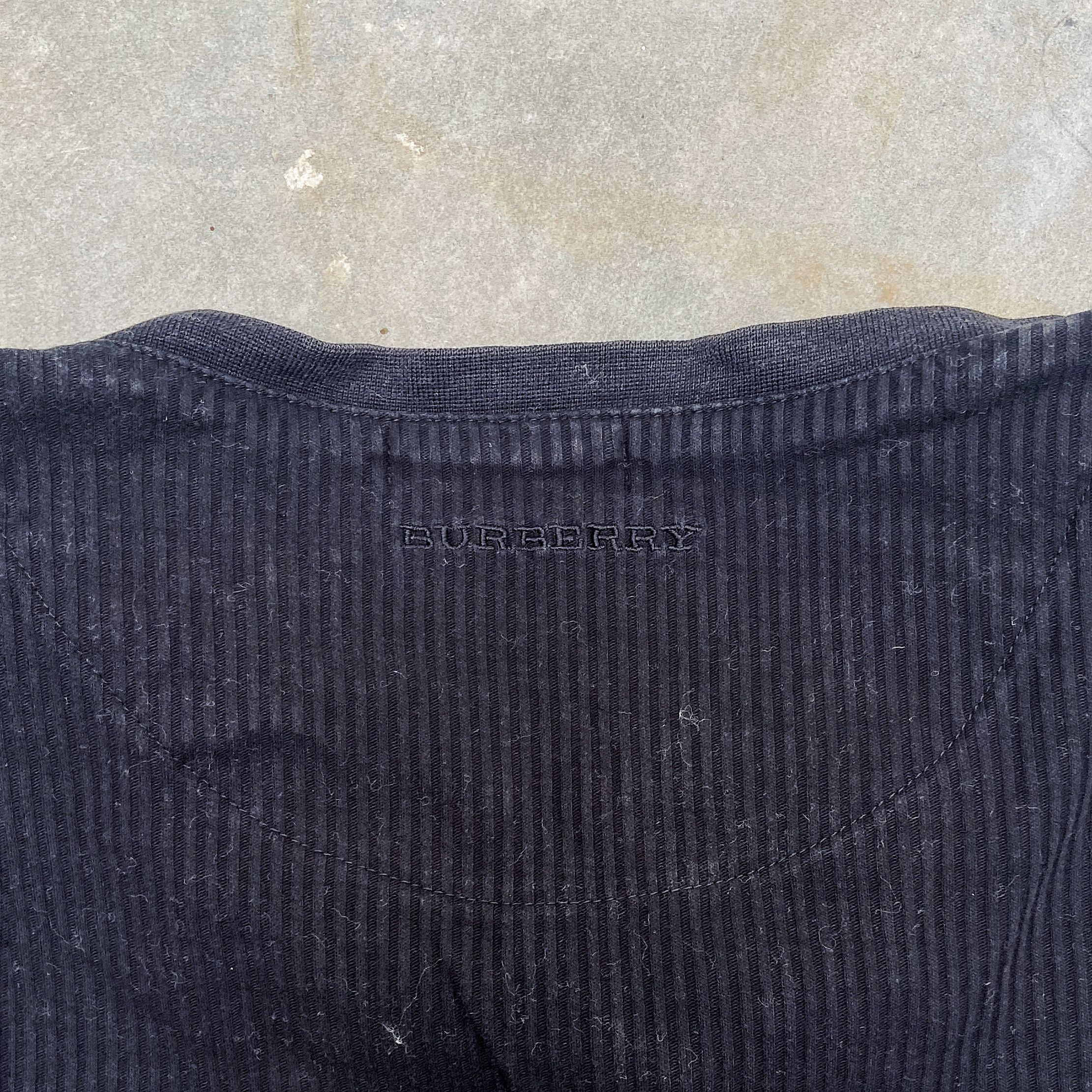 Burberry Burberry London Black Corduroy Long Sleeve Tees T Shirt Size US XL / EU 56 / 4 - 4 Thumbnail