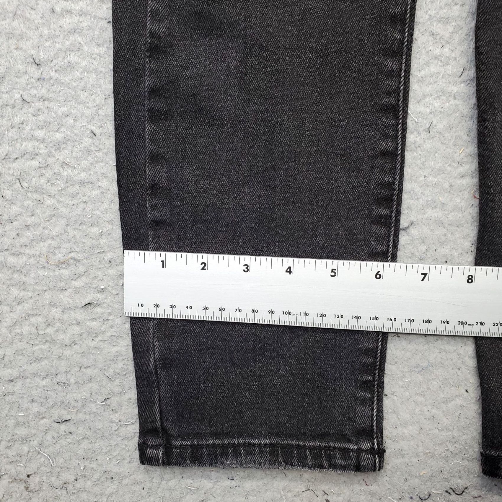 Denime JUST BLACK JBD Jeans Womens 26 Black Distressed Streetwear Straight Leg Jeans WWomens Size 26 Black Distressed Straight Jeans Size 26" / US 2 / IT 38 - 5 Thumbnail
