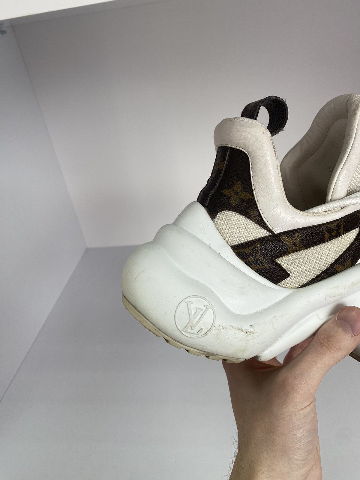Louis Vuitton × Vintage Vintage Louis Vuitton Women’s Sneakers Size US 8 / IT 38 - 5 Thumbnail