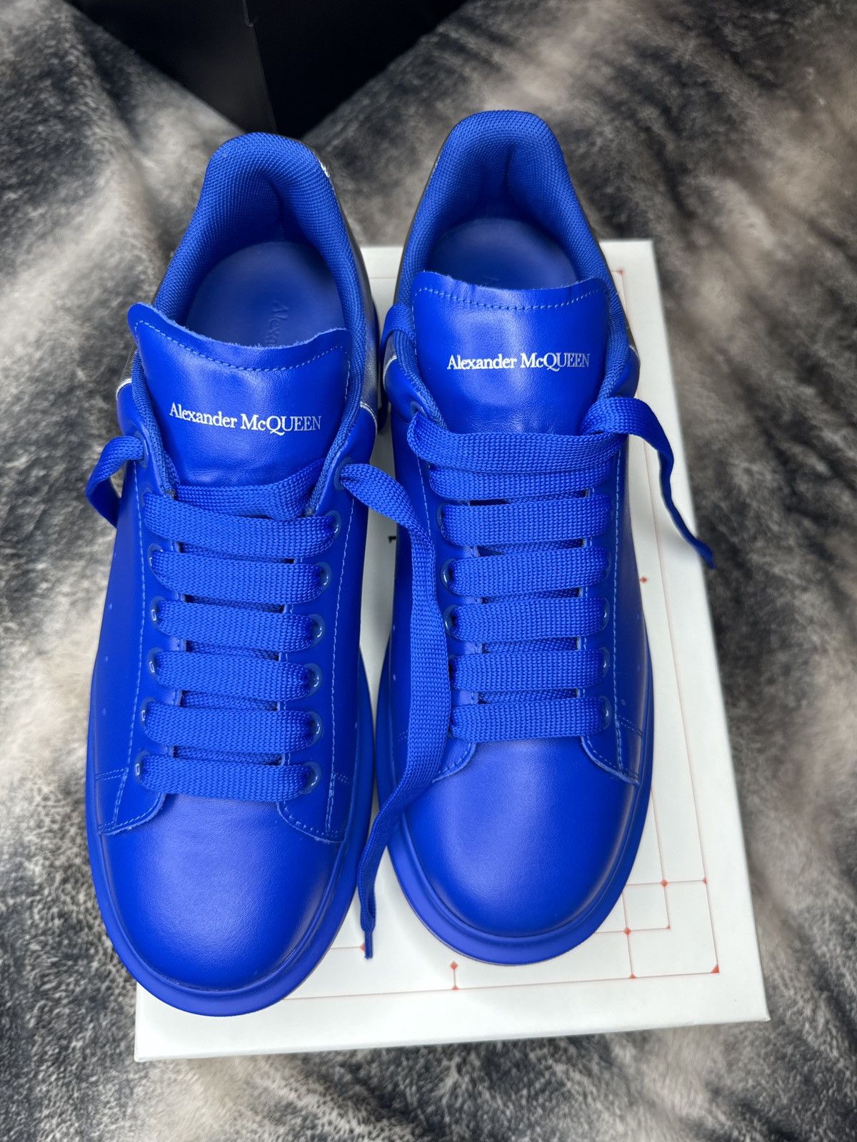 Alexander McQueen Alexander McQueen River Calf Sneakers Size US 11 / EU 44 - 18 Thumbnail