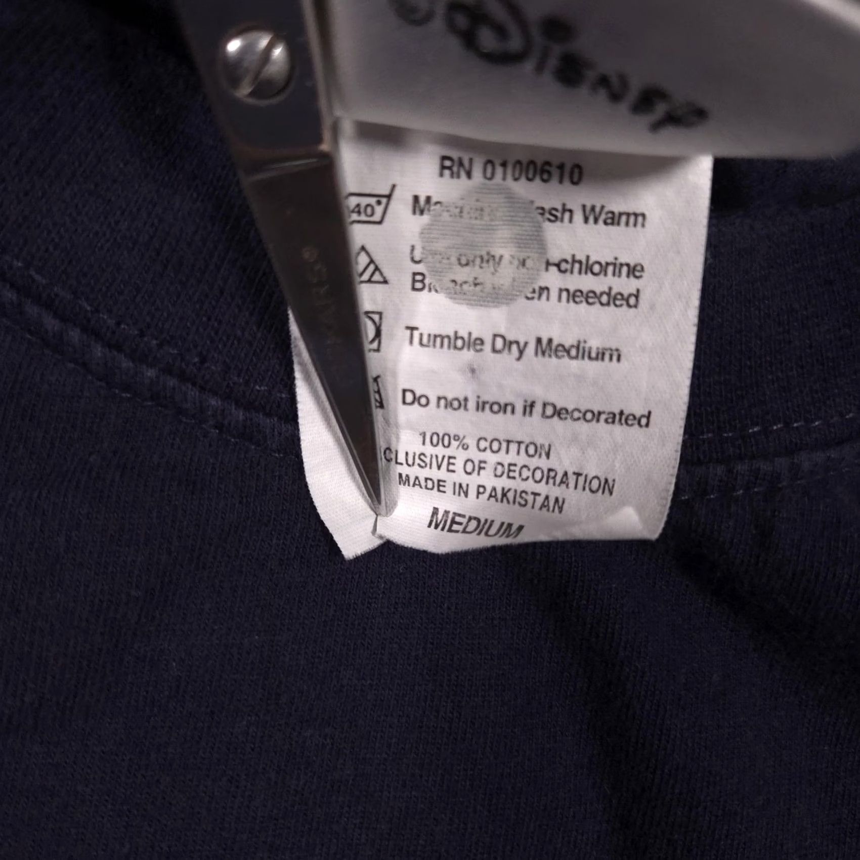 Disney Disney Shirt Mens Medium Navy Pocket Mickey Embroidered Tee Size US M / EU 48-50 / 2 - 6 Thumbnail