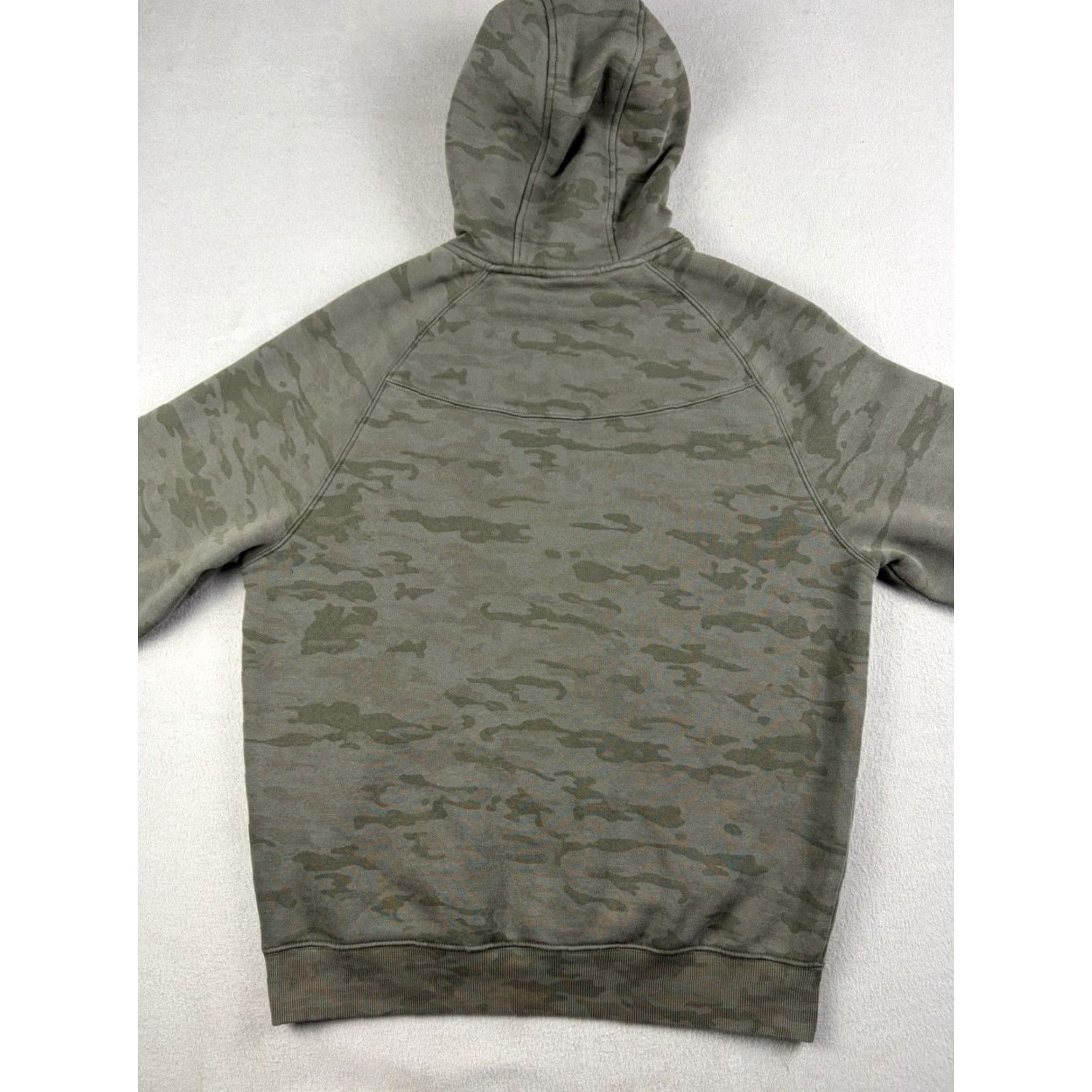 Vintage ALPHALETE Hoodie Men M Green Camouflage Long Sleeve Pullover Hooded Logo Sweatshirt Shirt Active Gym Workout Size US M / EU 48-50 / 2 - 4 Thumbnail