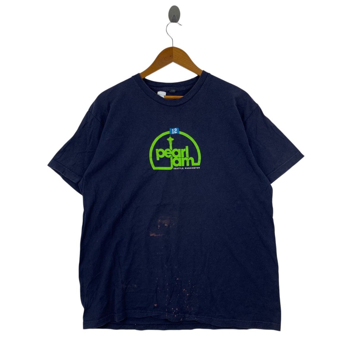 Vintage PEARL JAM #12 Seattle Washington Band Radio Tshirt Size US XL / EU 56 / 4 - 1 Thumbnail