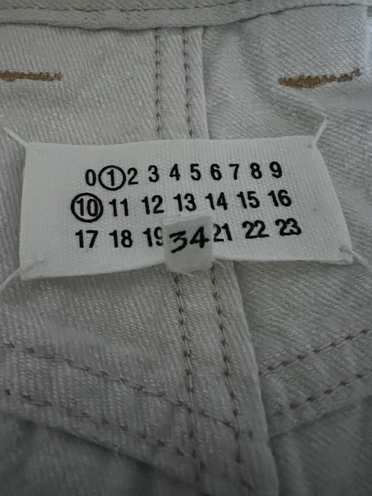 Maison Margiela $1.9k FW23 baggy cargo jeans w/ hand-painted details, 34, IT Size US 34 / EU 50 - 16 Thumbnail
