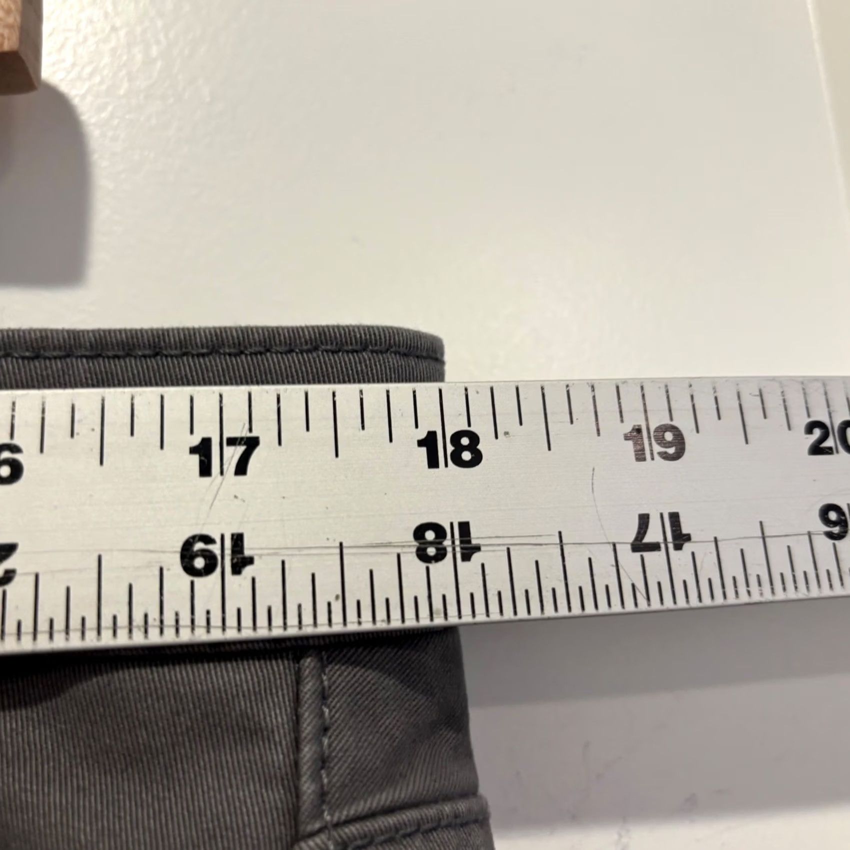 UNTUCKit UNTUCKit Mens Straight Fit Grey Chino Pants 35x30 Cotton Stretch 5-Pocket Size US 35 - 5 Thumbnail