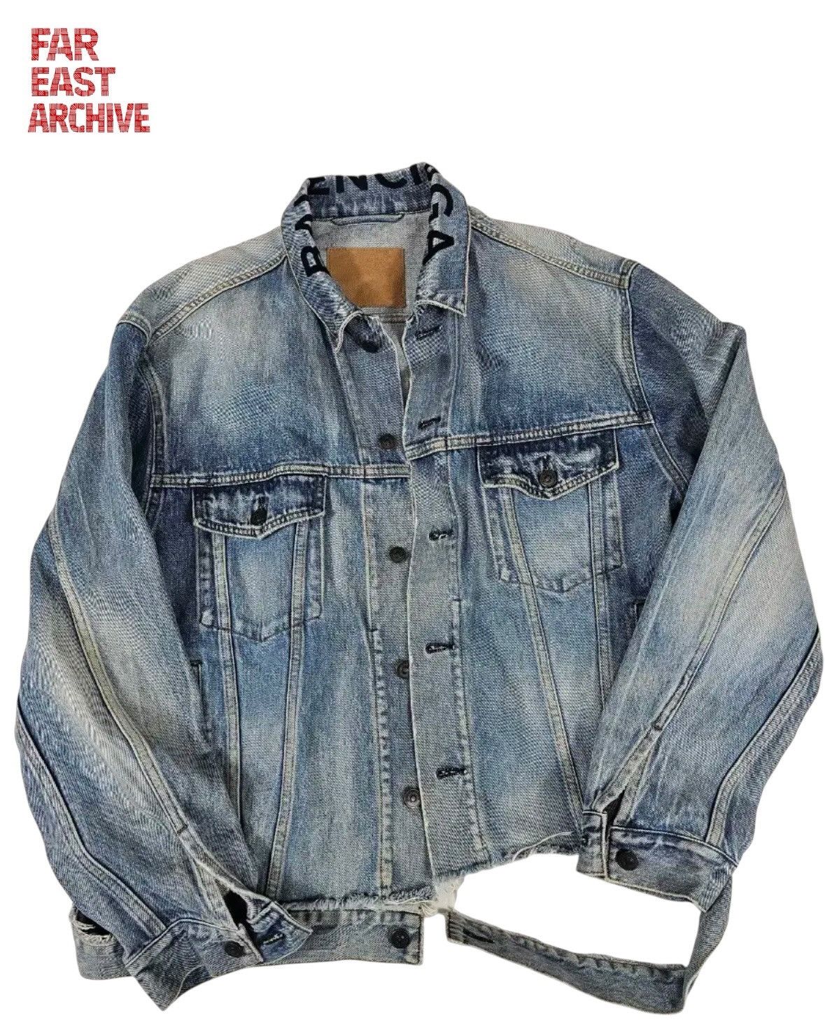 Balenciaga Balenciaga Neck Logo Denim Jacket Size US XXS / EU 40 - 1 Thumbnail