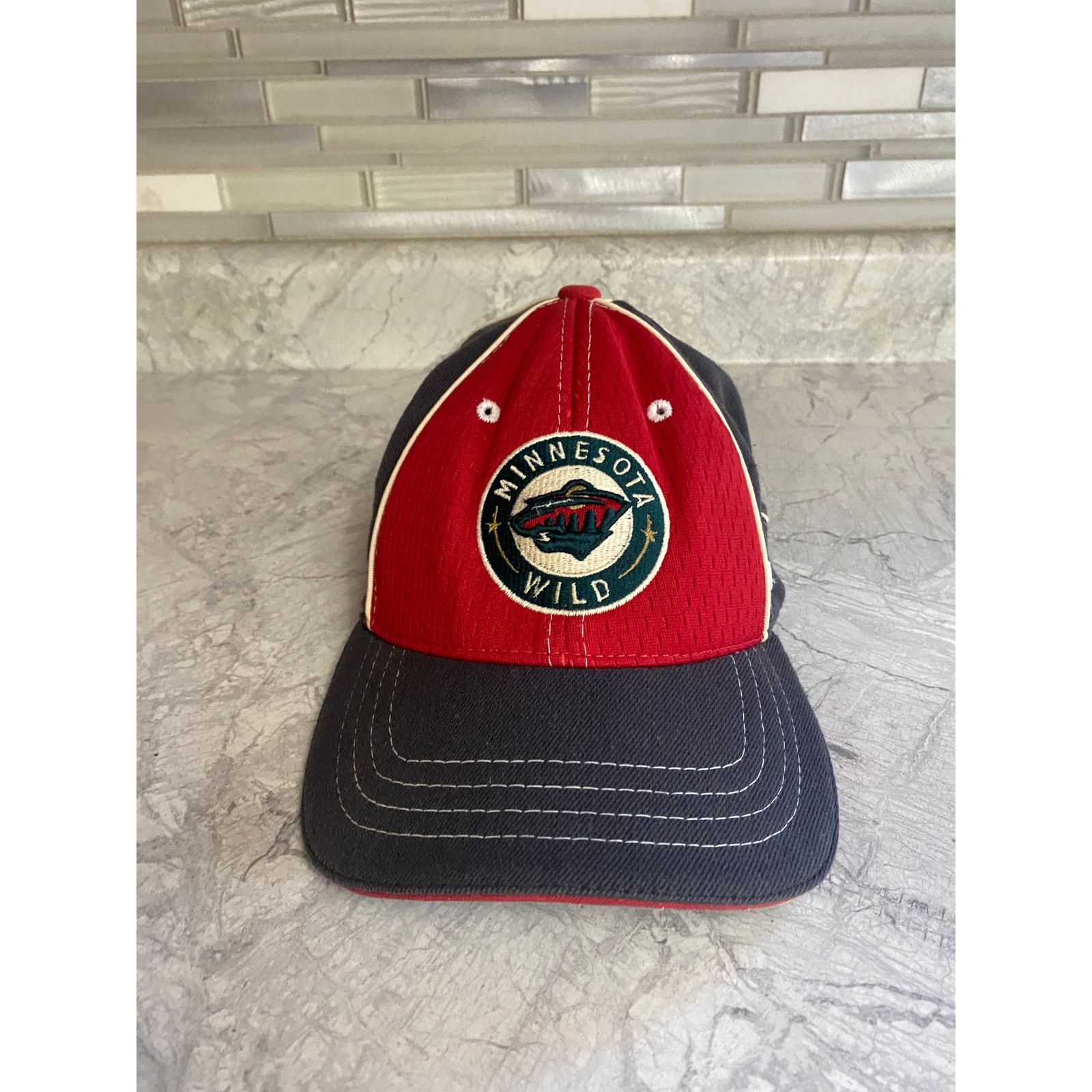 NHL Minnesota Wild Baseball Hat Size M/L Size ONE SIZE - 2 Thumbnail