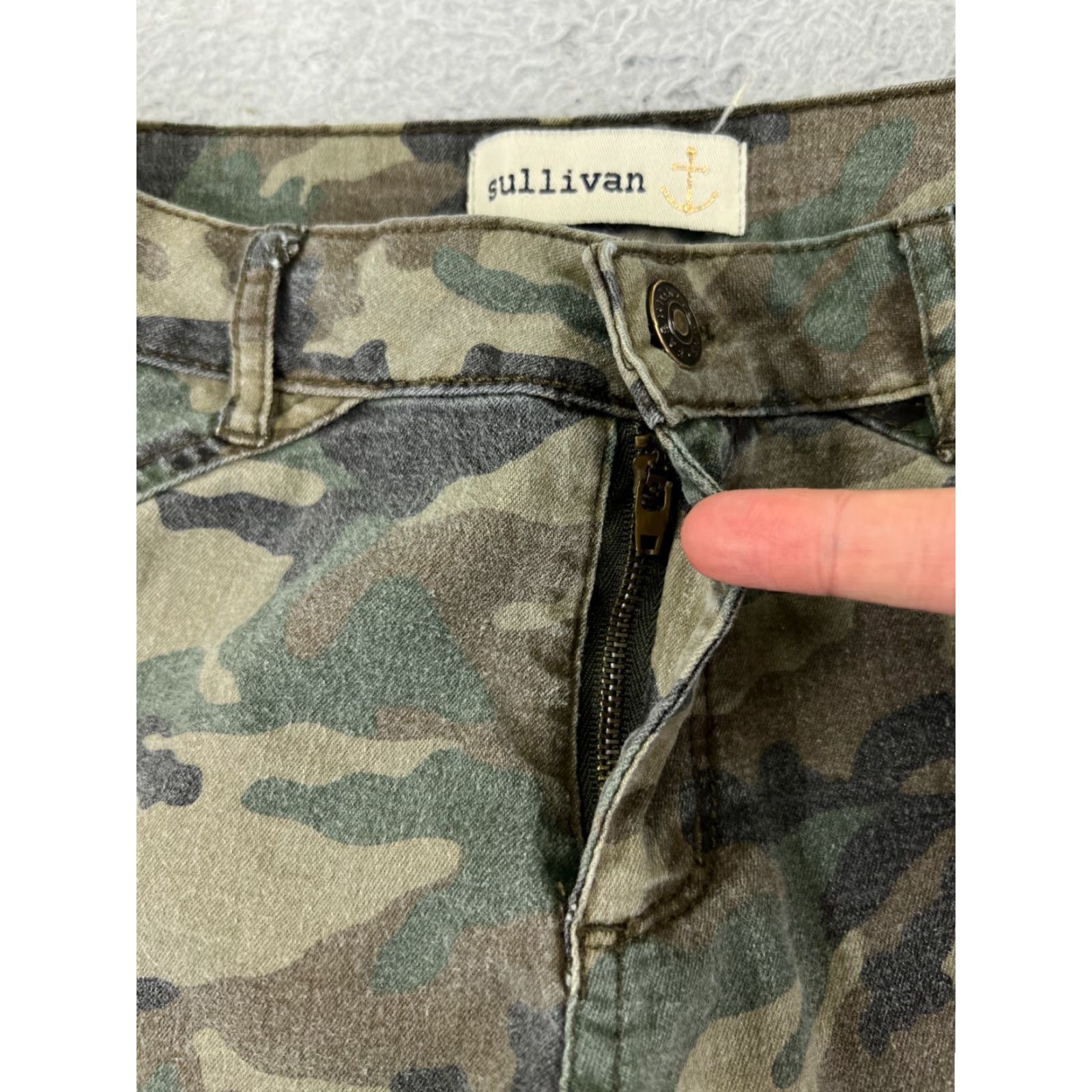 Vintage Sullivan Womens Jeans Skinny Green Woodland Camo Cotton Blend 24x27 Small Regular 5-Pocket Stretch Elastic Waist Denim Modern 24 27 Mens? Size 28" / US 6 / IT 42 - 5 Thumbnail
