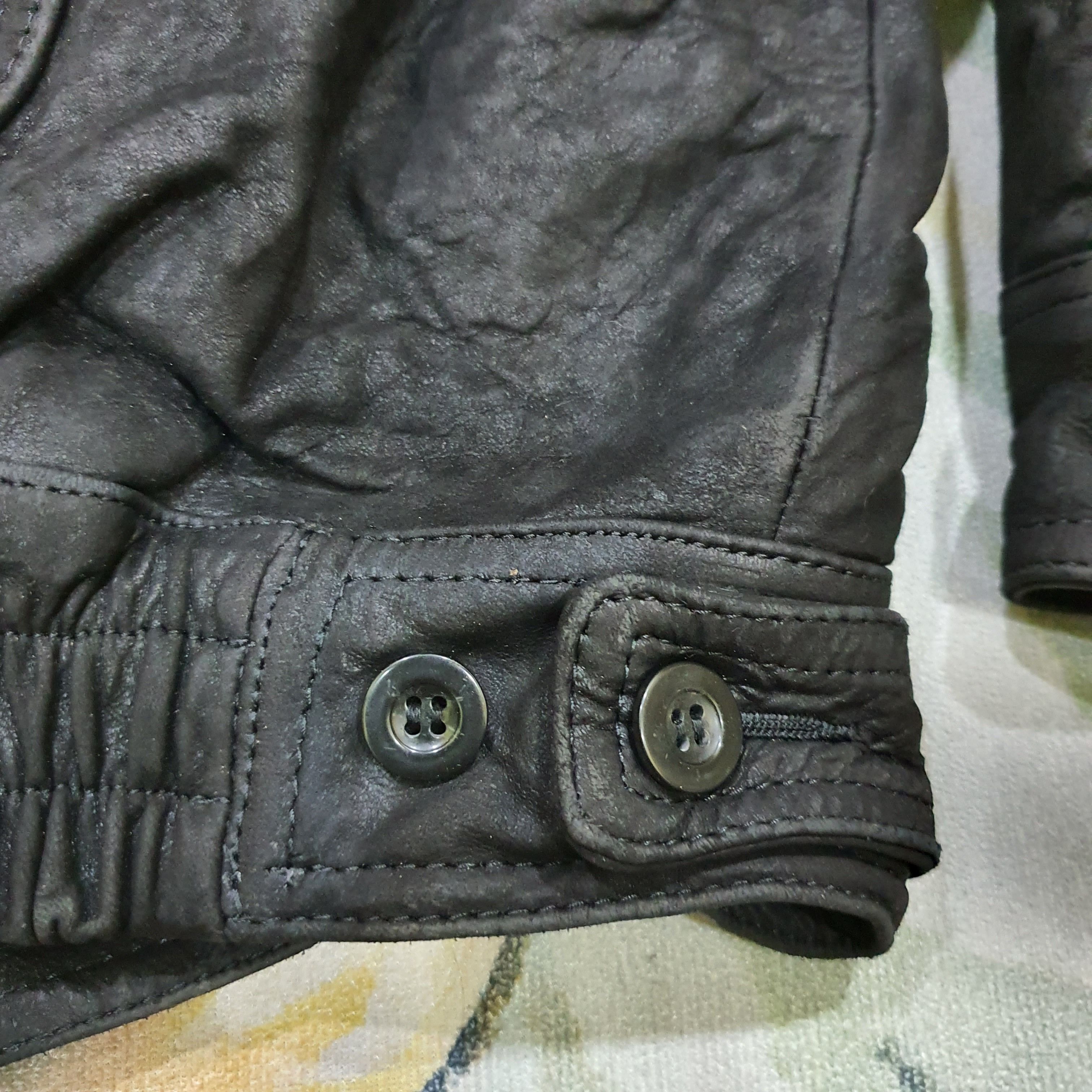 Rainbow Country vintage leather bomber jacket with white shearling Ìxi:z Size US M / EU 48-50 / 2 - 13 Thumbnail