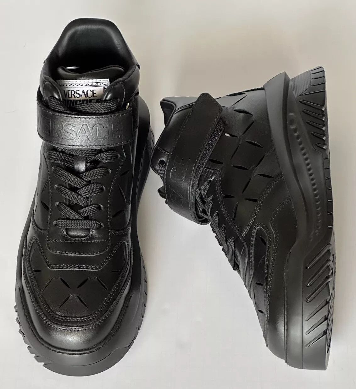Versace VERSACE High Top Cut Out Leather Logo Fashion Sneakers Size US 11 / EU 44 - 12 Thumbnail