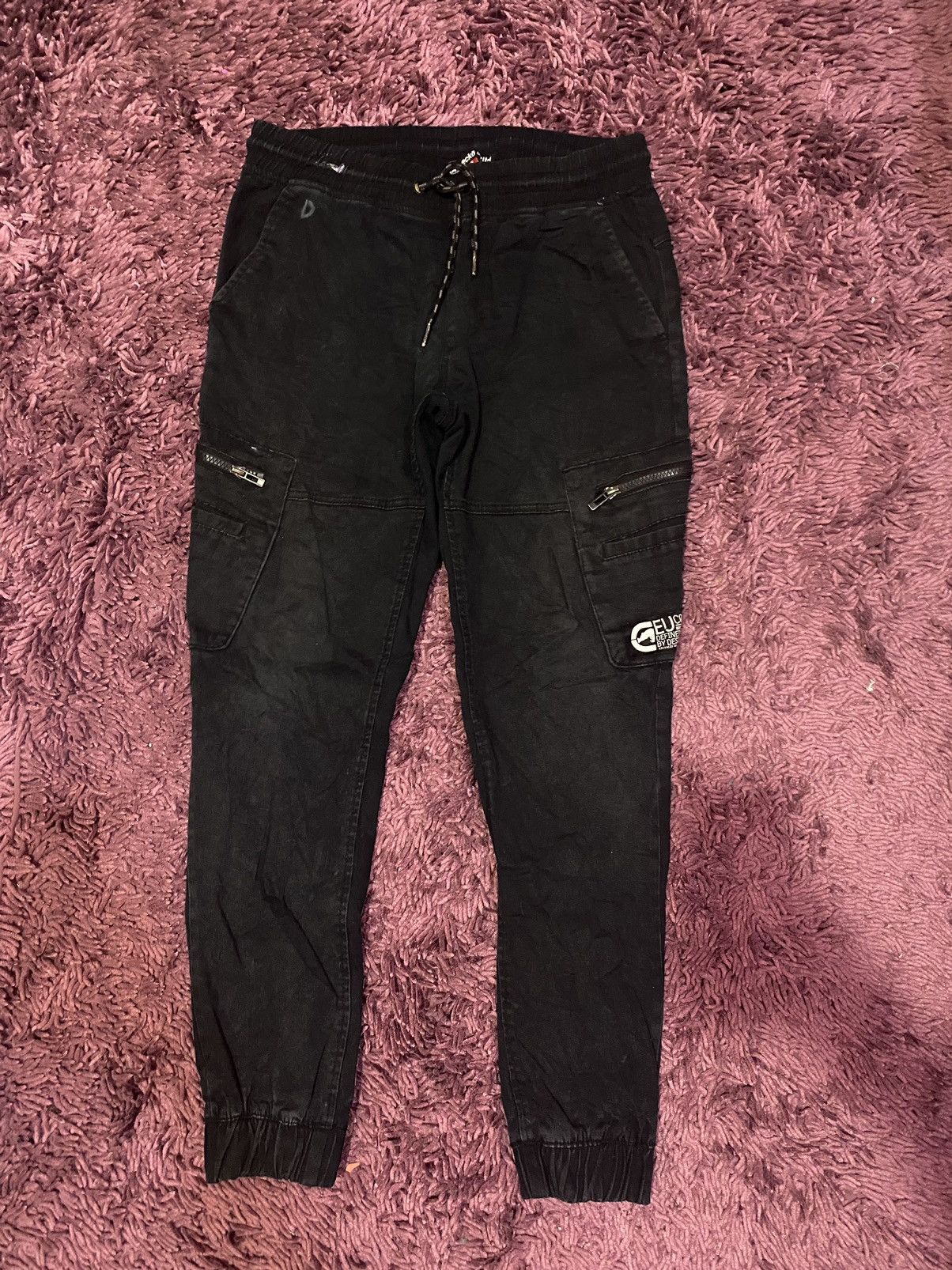 image of Ecko Unltd Jogger Cargo Pants in Black, Men's (Size 30)