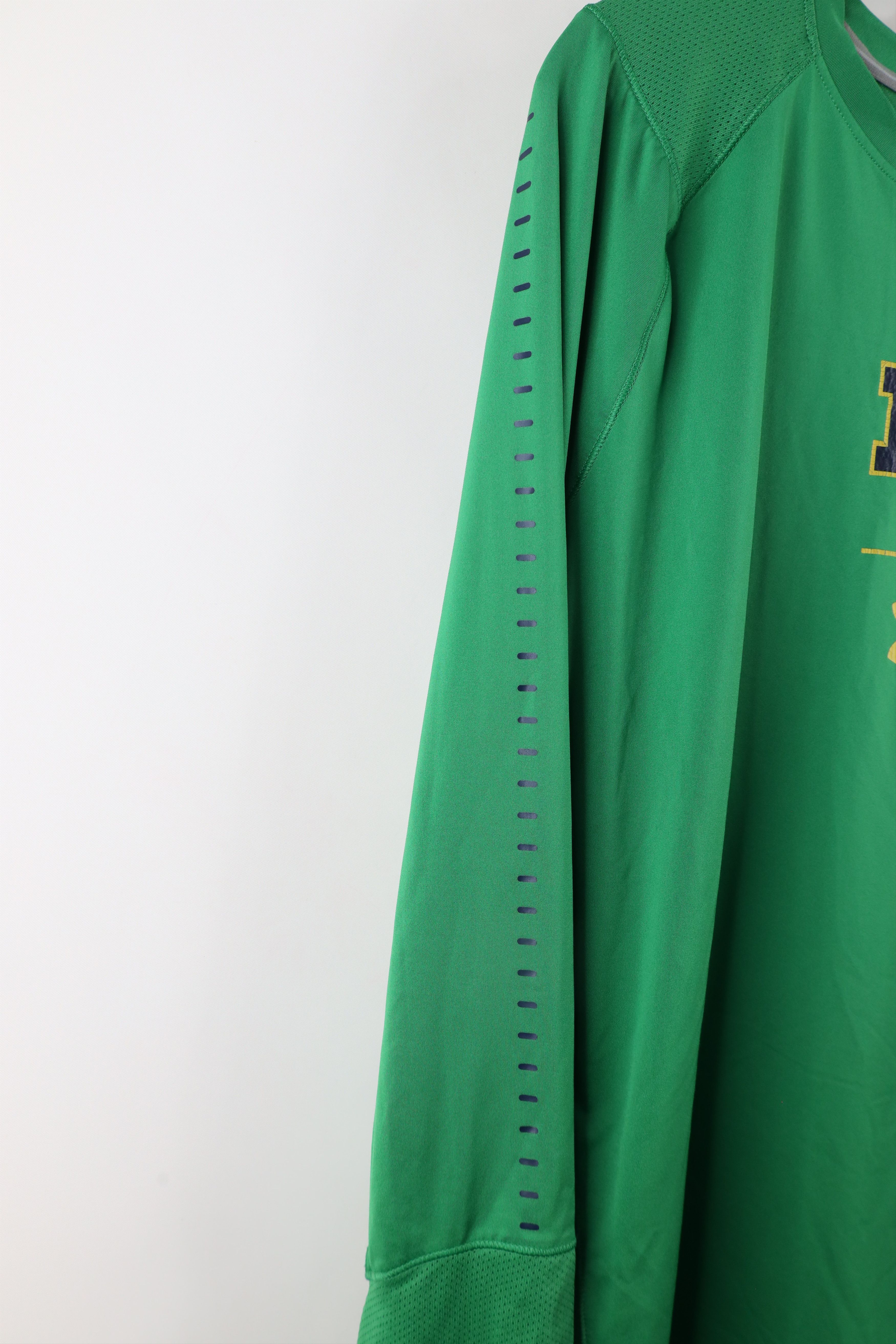 Under Armour × Vintage Under Armour Knit Notre Dame University Long Sleeve T-Shirt Size US L / EU 52-54 / 3 - 5 Thumbnail