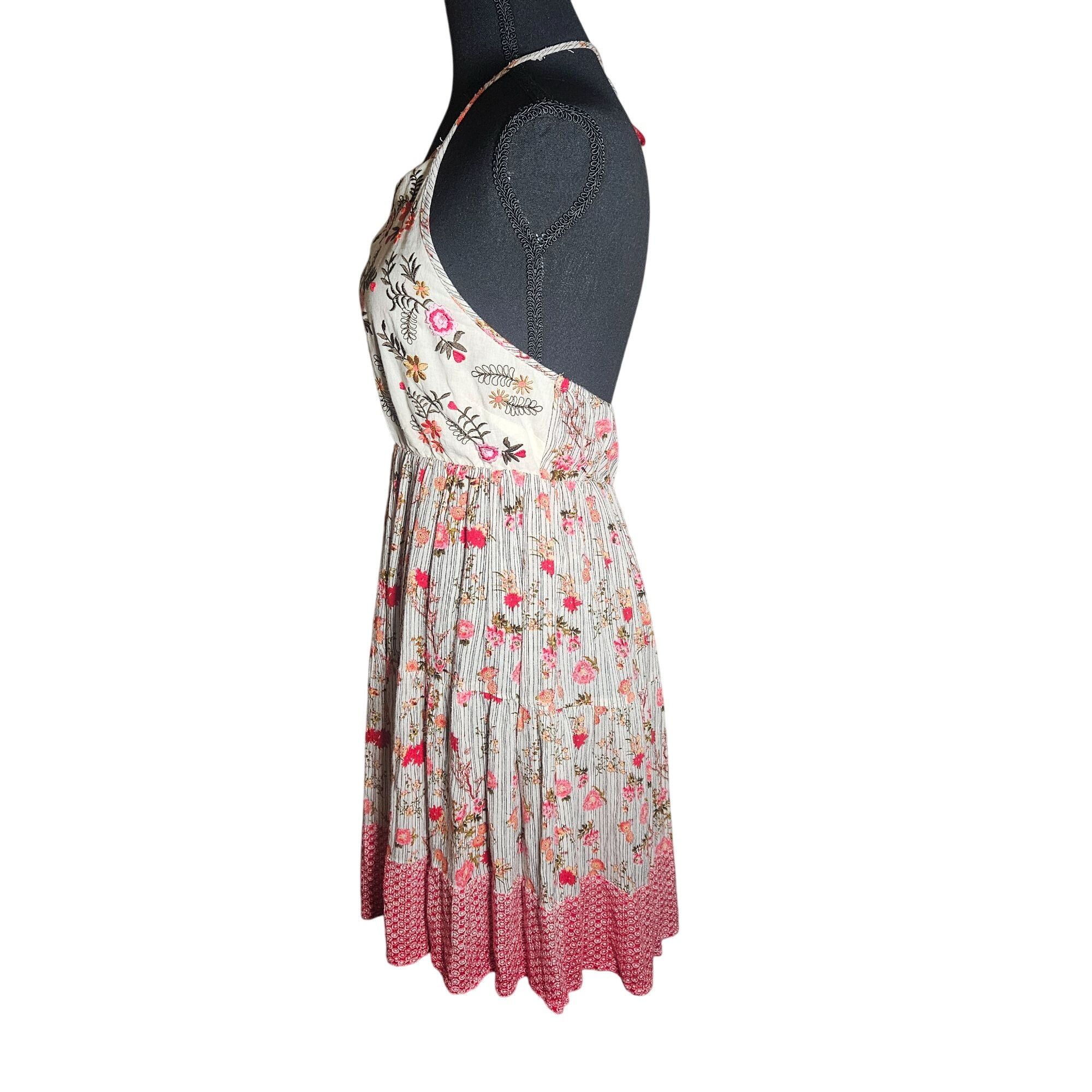 Other Raga Woman Embroidered Floral Mini Dress Size XS Boho Indie Size XS / US 0-2 / IT 36-38 - 4 Thumbnail