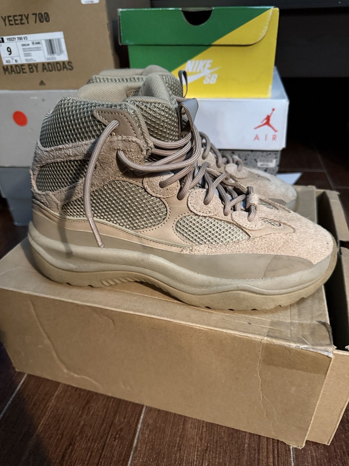 Yeezy 2019 Yeezy Desert Boot Rock Size US 9.5 / EU 42-43 - 3 Thumbnail