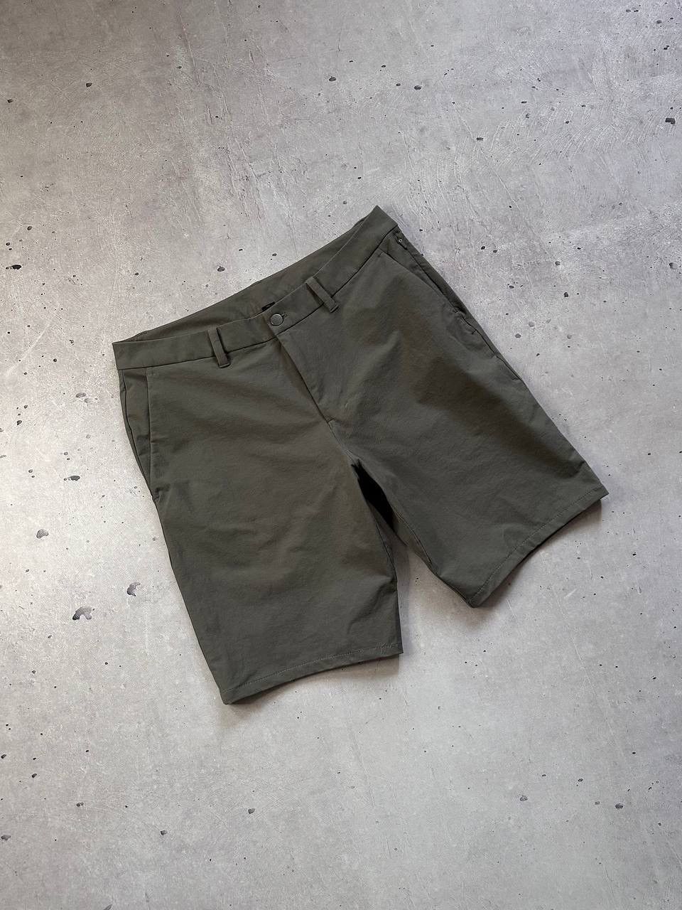 Designer × Lululemon Lululemon Men’s Classic Shorts Old Money Streetwear Size US 33 - 1 Thumbnail
