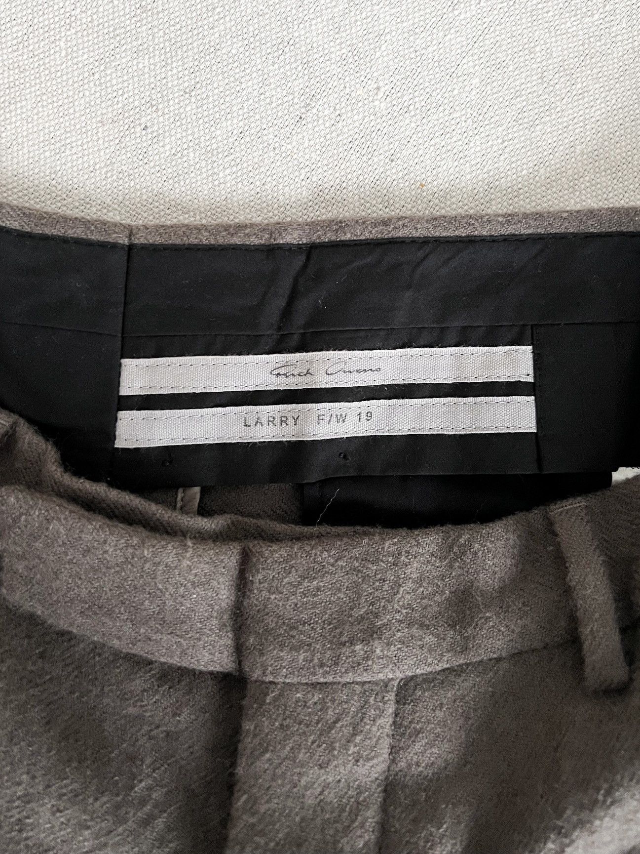 Rick Owens Rick Owens FW19 ‘LARRY’ RU19F4359-WF Crops Size US 30 / EU 46 - 4 Thumbnail