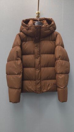 Burberry o1w1db10326 Down Jacket in Brown Size US XXL / EU 58 / 5 - 1 Thumbnail