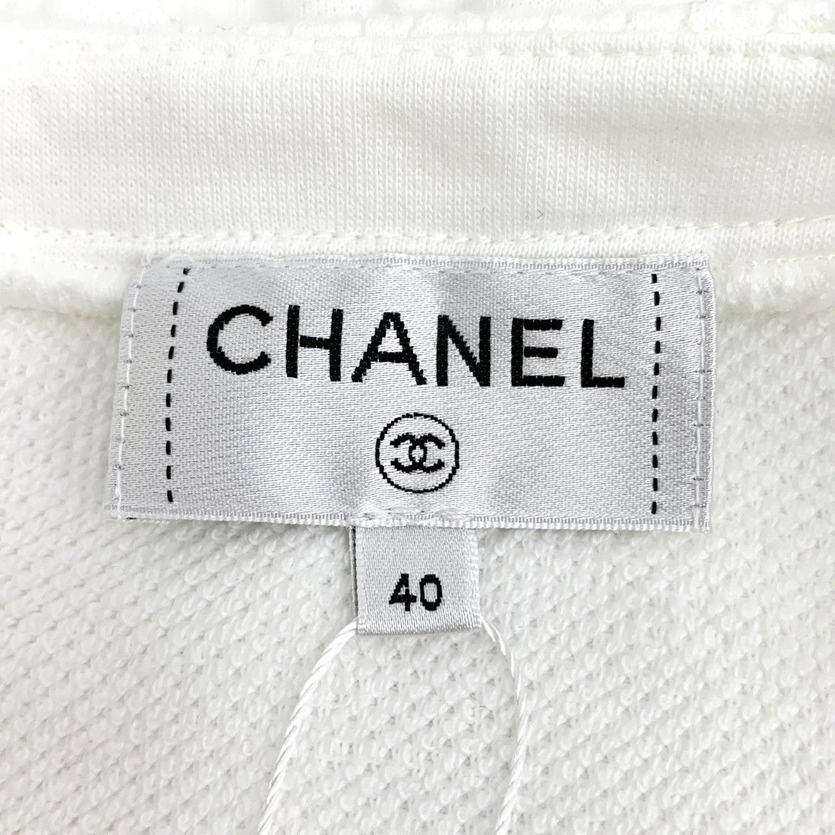 Chanel Chanel White Quilted Panel Long Sleeve Sweatshirt K26WX Size M / US 6-8 / IT 42-44 - 5 Thumbnail
