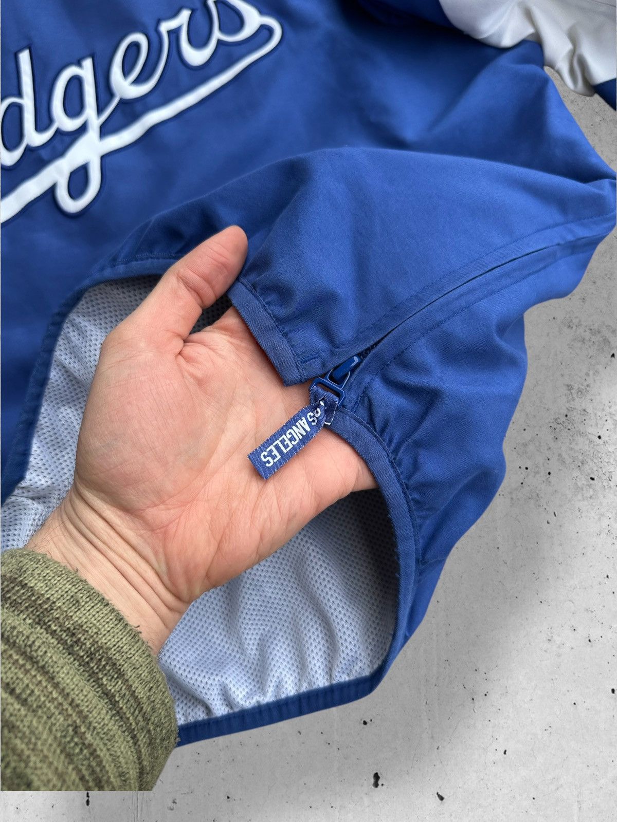 MLB × Vintage Vintage MLB Los Angeles Dodgers windbreaker jacket, size XL Size US XL / EU 56 / 4 - 6 Thumbnail