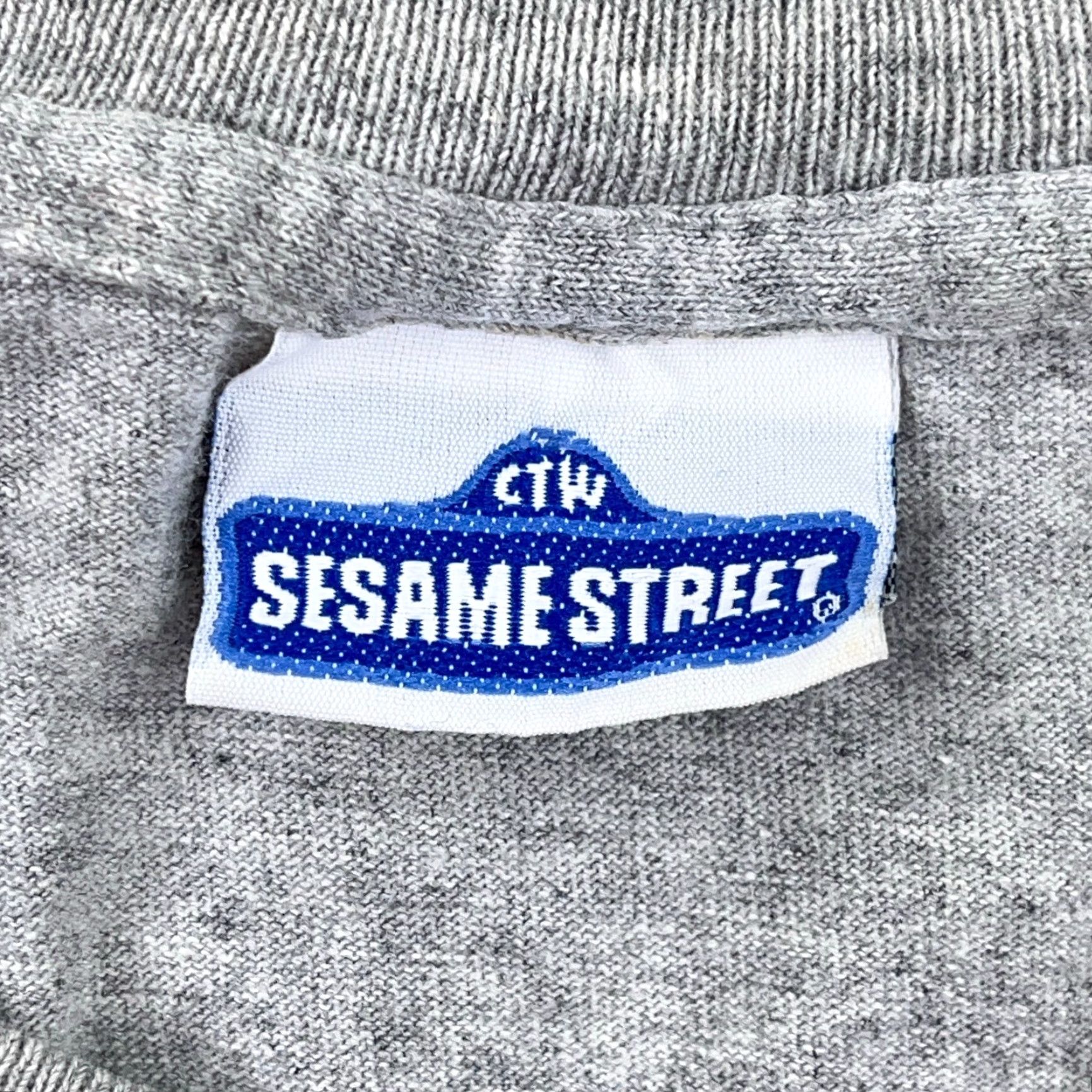 Vintage VINTAGE Seseme Street Shirt Men L Gray Tee Elmo Logo Y2K 2000s Adult Shirt Mens Gray Elmo Logo 90s Vintage Description Included Size US L / EU 52-54 / 3 - 3 Thumbnail