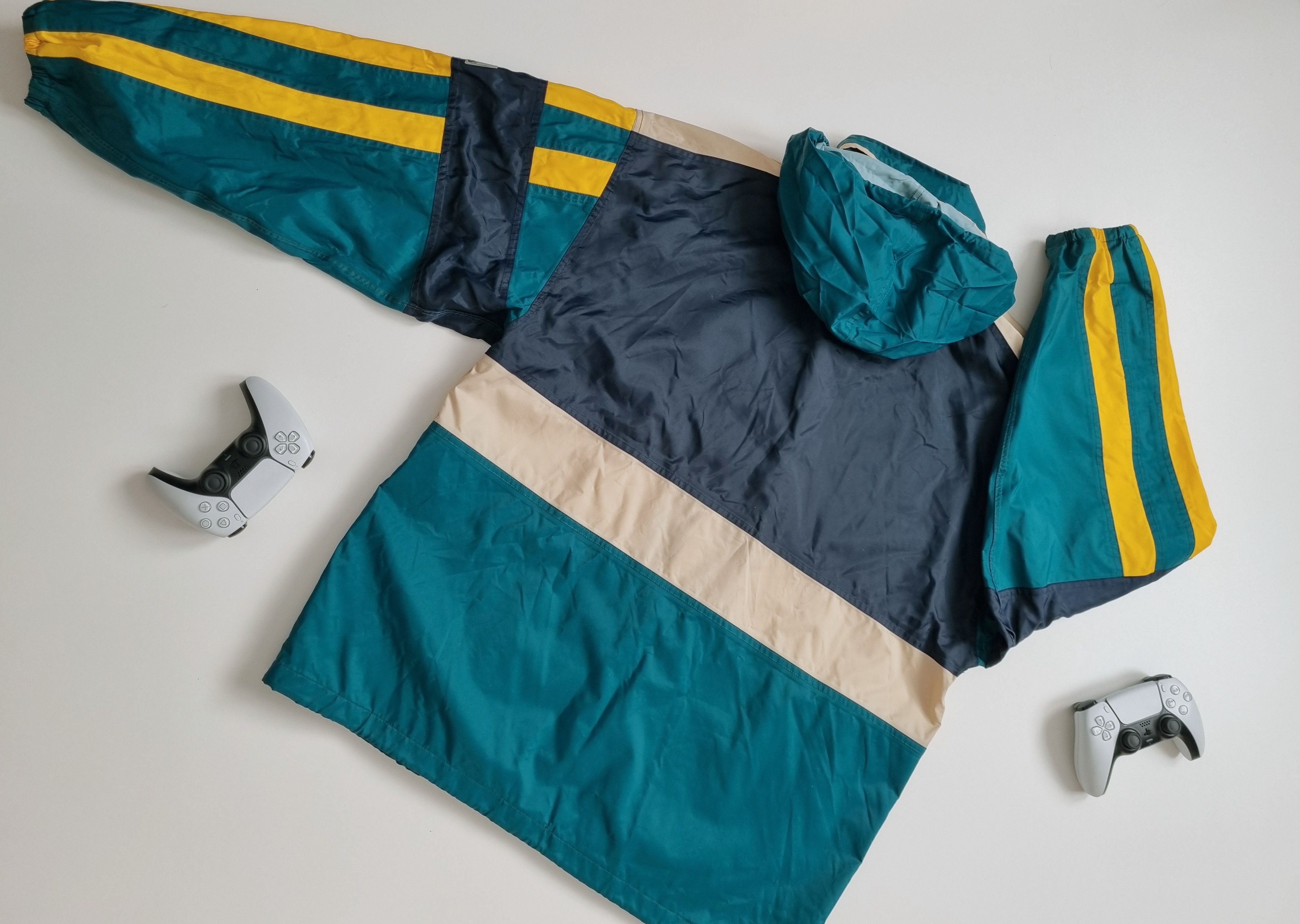 Adidas Vintage Adidas jacket Size US L / EU 52-54 / 3 - 6 Thumbnail