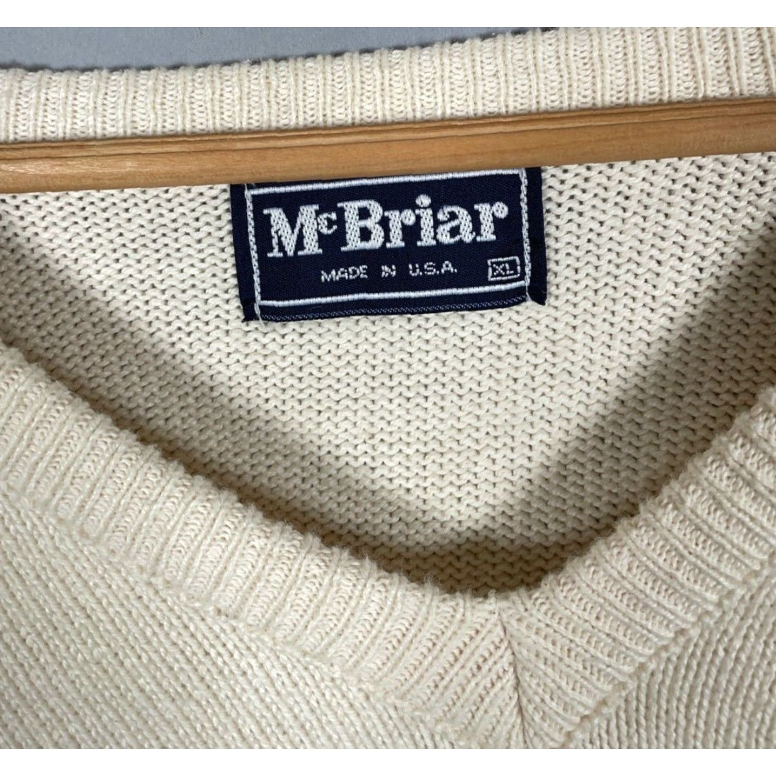 Vintage VINTAGE McBriar V-Neck Sweater Shirt Adult XL Ivory Cotton Knit Embroidered USA Made 80s 90s Mens Size US XL / EU 56 / 4 - 4 Thumbnail