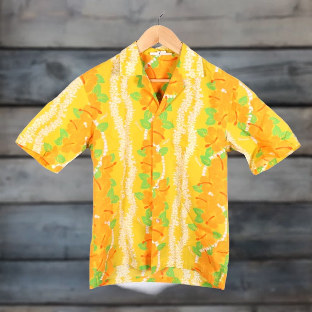 Vintage VINTAGE 80s Hawaiian Camp Collar Shirt Men's M Yellow Floral Lei Pattern VTG Size US M / EU 48-50 / 2 - 1 Thumbnail