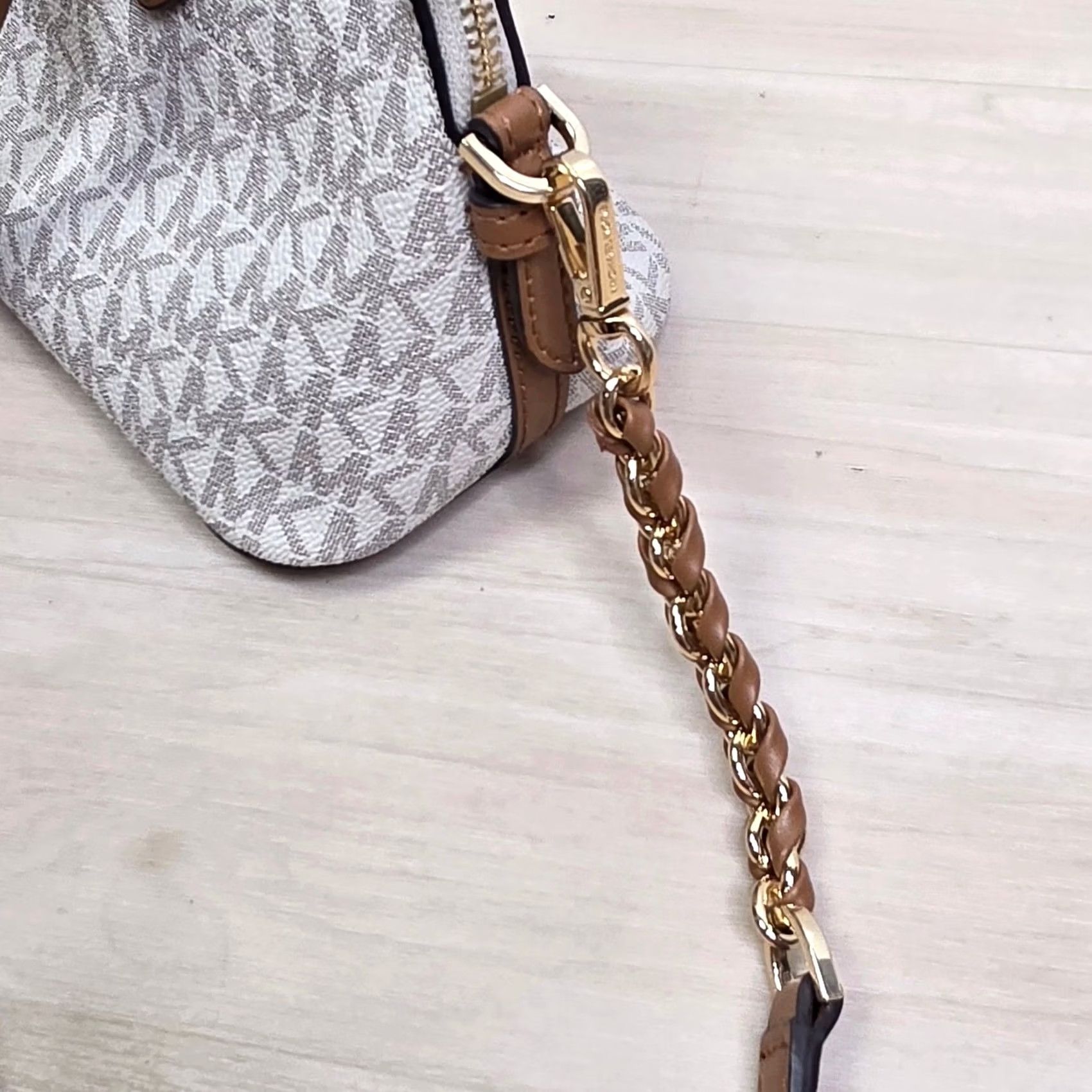 Michael Kors Michael Kors Satchel Crossbody Bag Womens Small Signature Logo Acorn Vanilla Size ONE SIZE - 5 Thumbnail