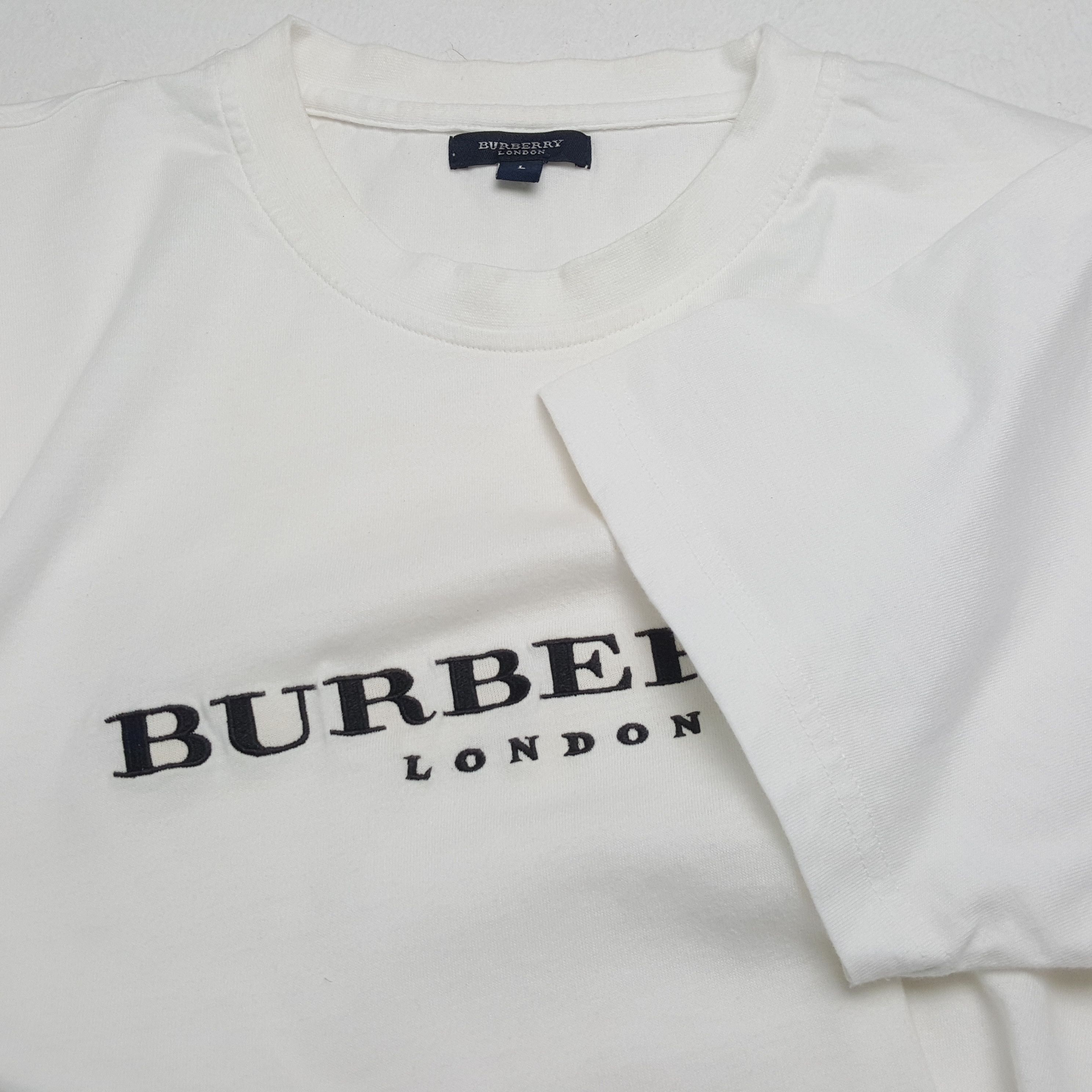 Burberry × Vintage BURBERRY LONDON Fashion Style Embroidery Spellout Tshirt Size US L / EU 52-54 / 3 - 5 Thumbnail