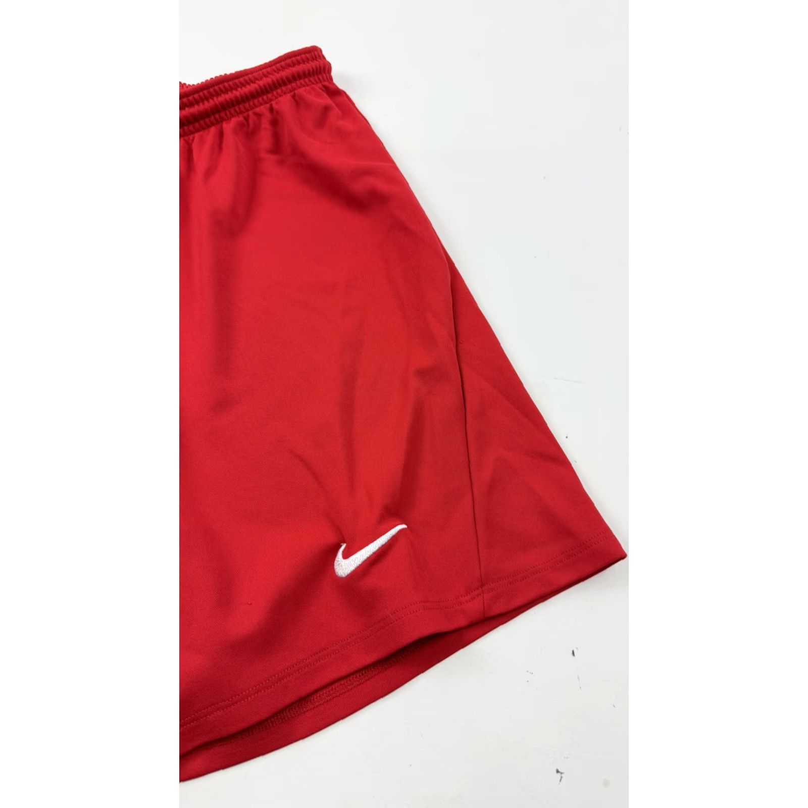 Nike Nike Shorts Mens M Red Athletic Basketball Training Dri-Fit 9in Inseam Relaxed Jersey BV6857-657 Size US 31 - 2 Thumbnail