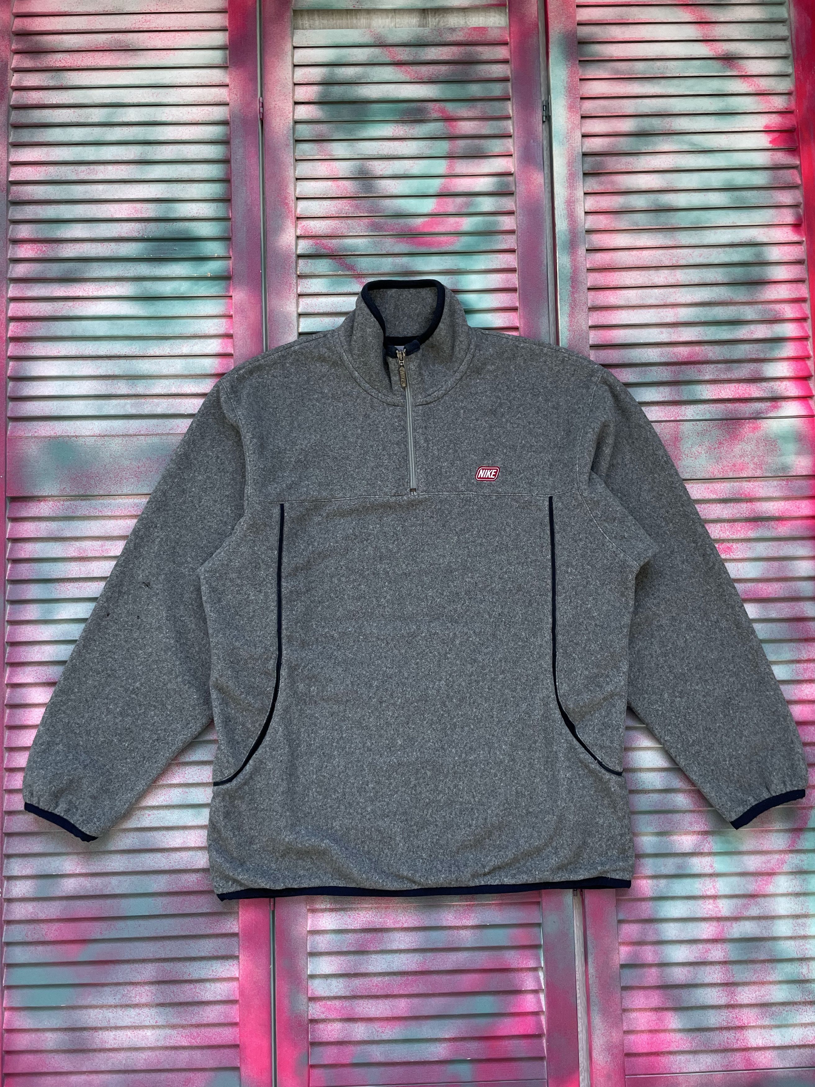 Nike Vintage Nike Fleece Mini Logo Drill Streetwear 90s Size US XL / EU 56 / 4 - 1 Thumbnail