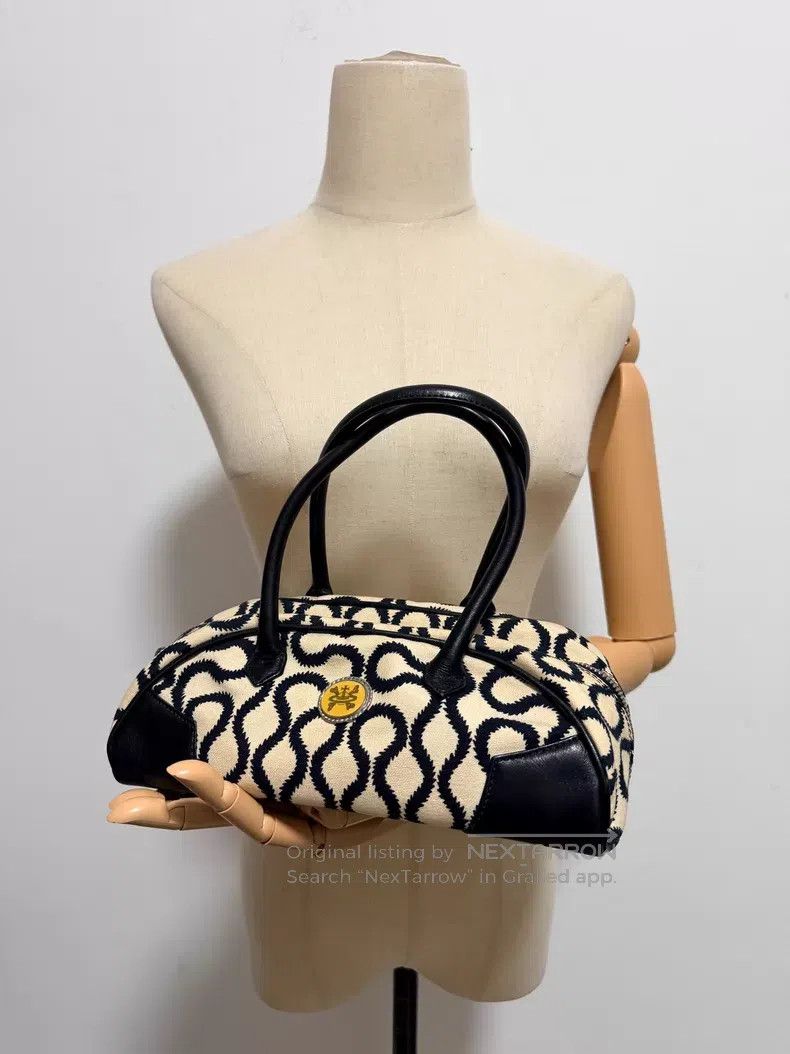 Vivienne Westwood Vivienne Westwood Mini Baguette Shoulder Bag Size ONE SIZE - 1 Thumbnail