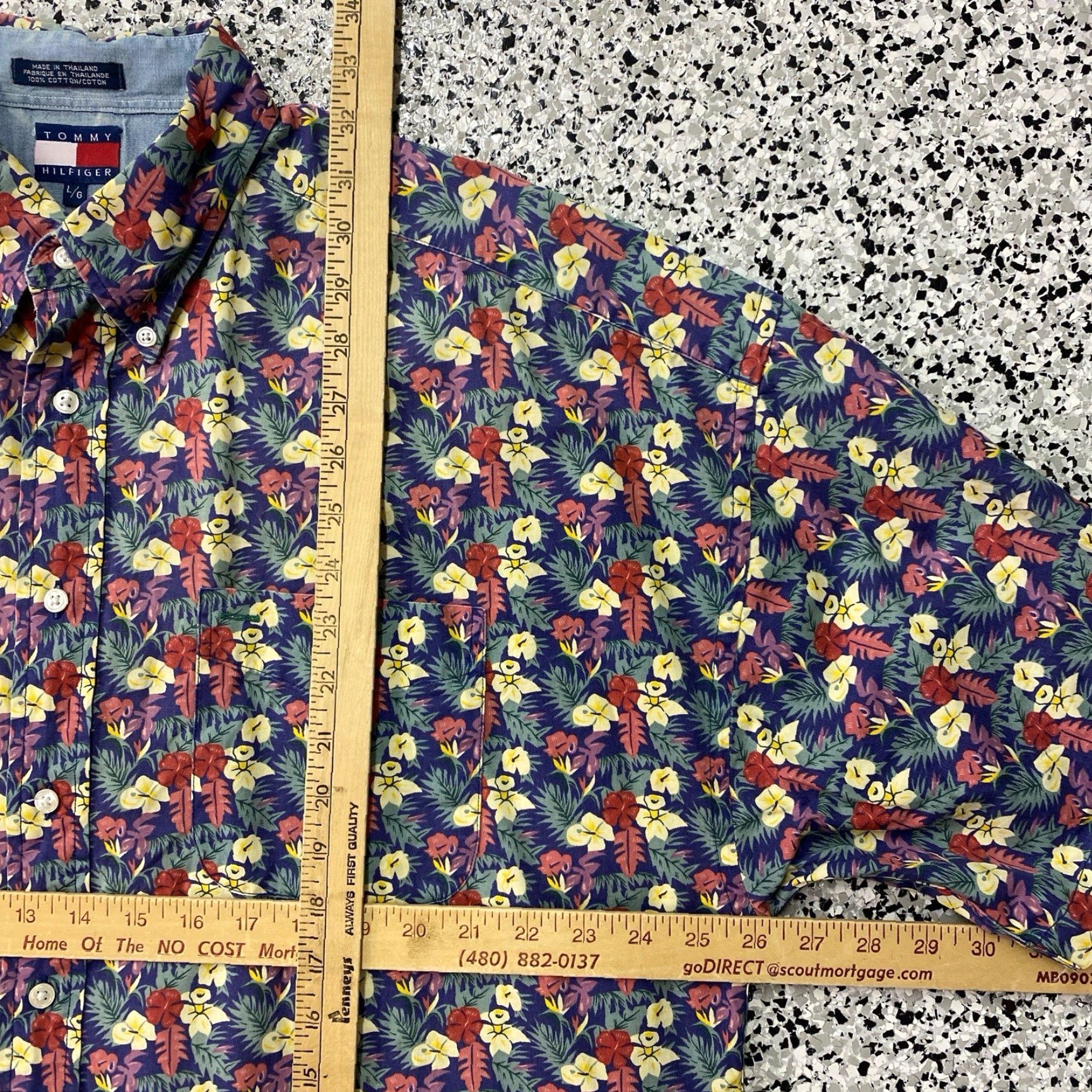 Tommy Hilfiger VINTAGE Tommy Hilfiger Mens Sz Large Floral Short Sleeve Button Up Shirt Size US L / EU 52-54 / 3 - 3 Thumbnail