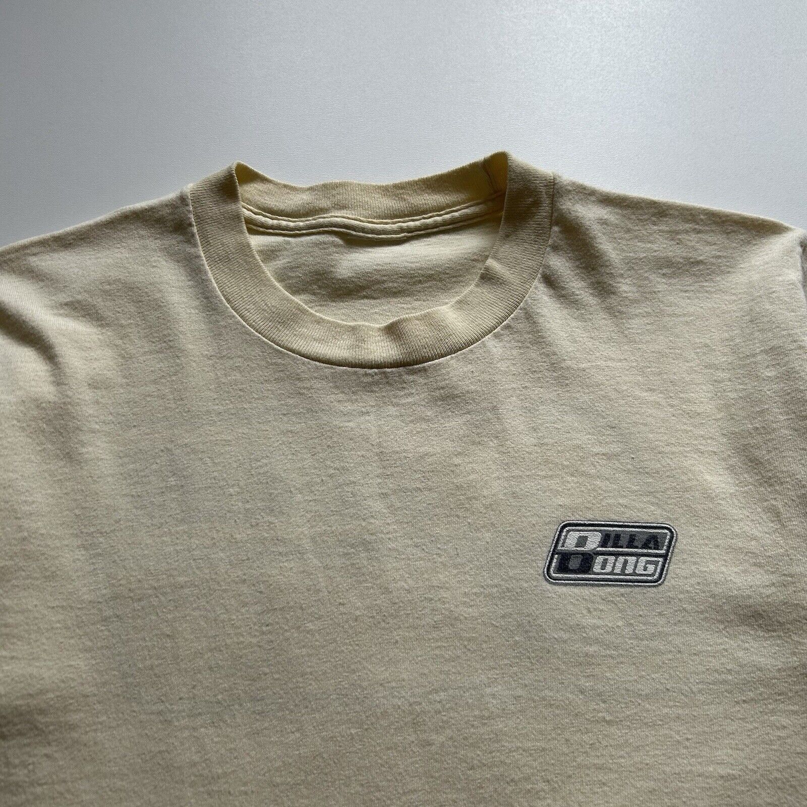Billabong Vintage 1990s Billabong Promo Graphic T Shirt Small Yellow Size US S / EU 44-46 / 1 - 4 Thumbnail