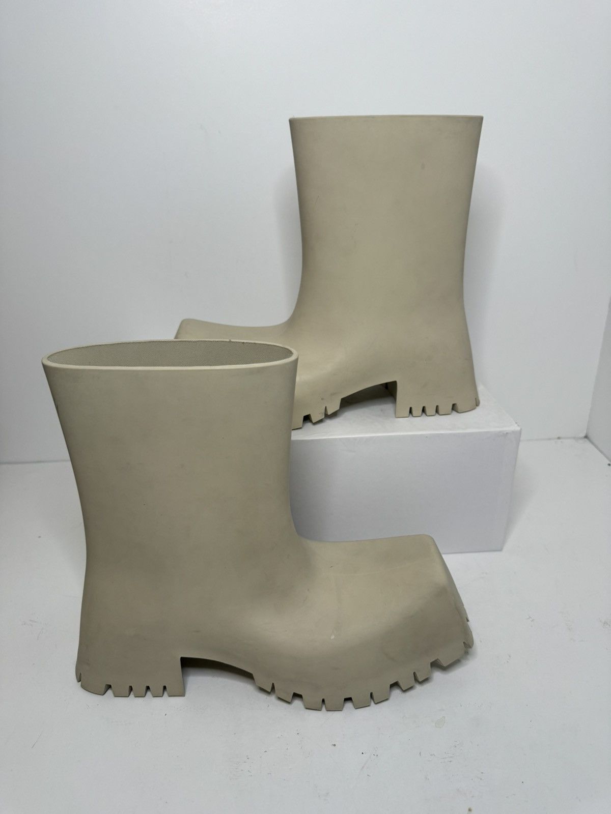 Balenciaga Balenciaga Trooper Rubber Boots Size 6 Size US 6 / IT 36 - 2 Thumbnail