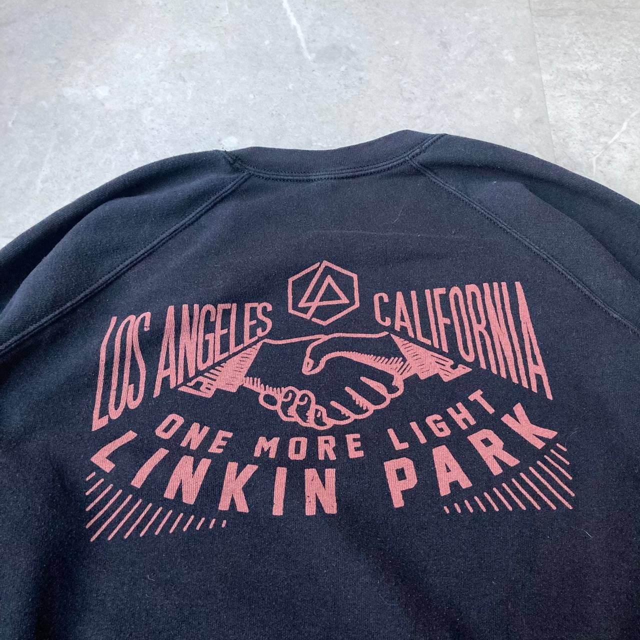 Rap Tees Linkin Park One More Light Nu Metal Rock Band Tour Size US L / EU 52-54 / 3 - 6 Thumbnail