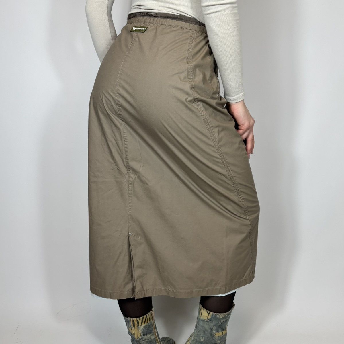 Quiksilver Vintage Y2K Quiksilver Roxy Retro Surf Style Midi Skirt Size 28" / US 6 / IT 42 - 1 Thumbnail