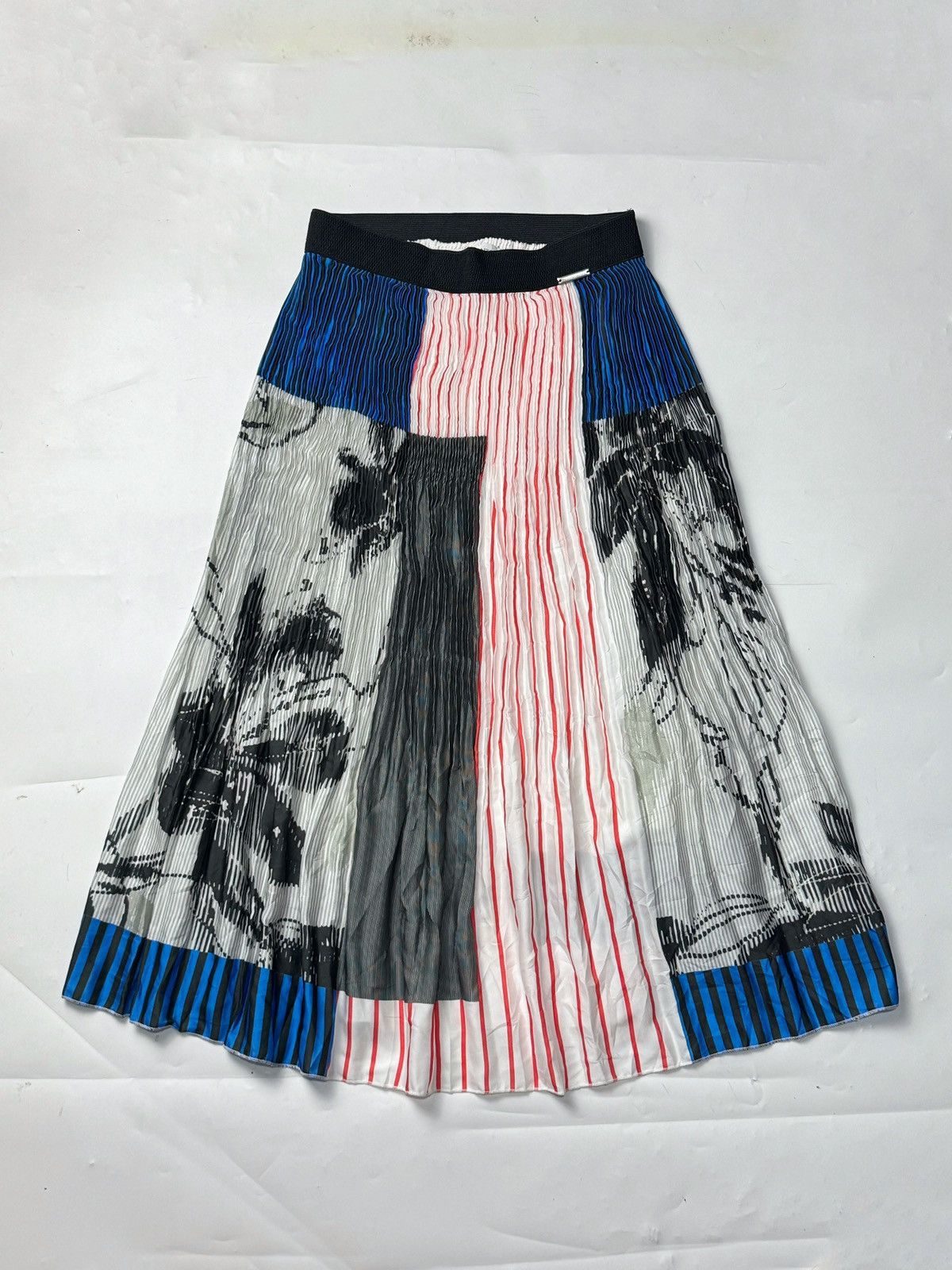 Designer Pleated Skirts Italian Designer like issey Size 30" / US 8 / IT 44 - 1 Thumbnail