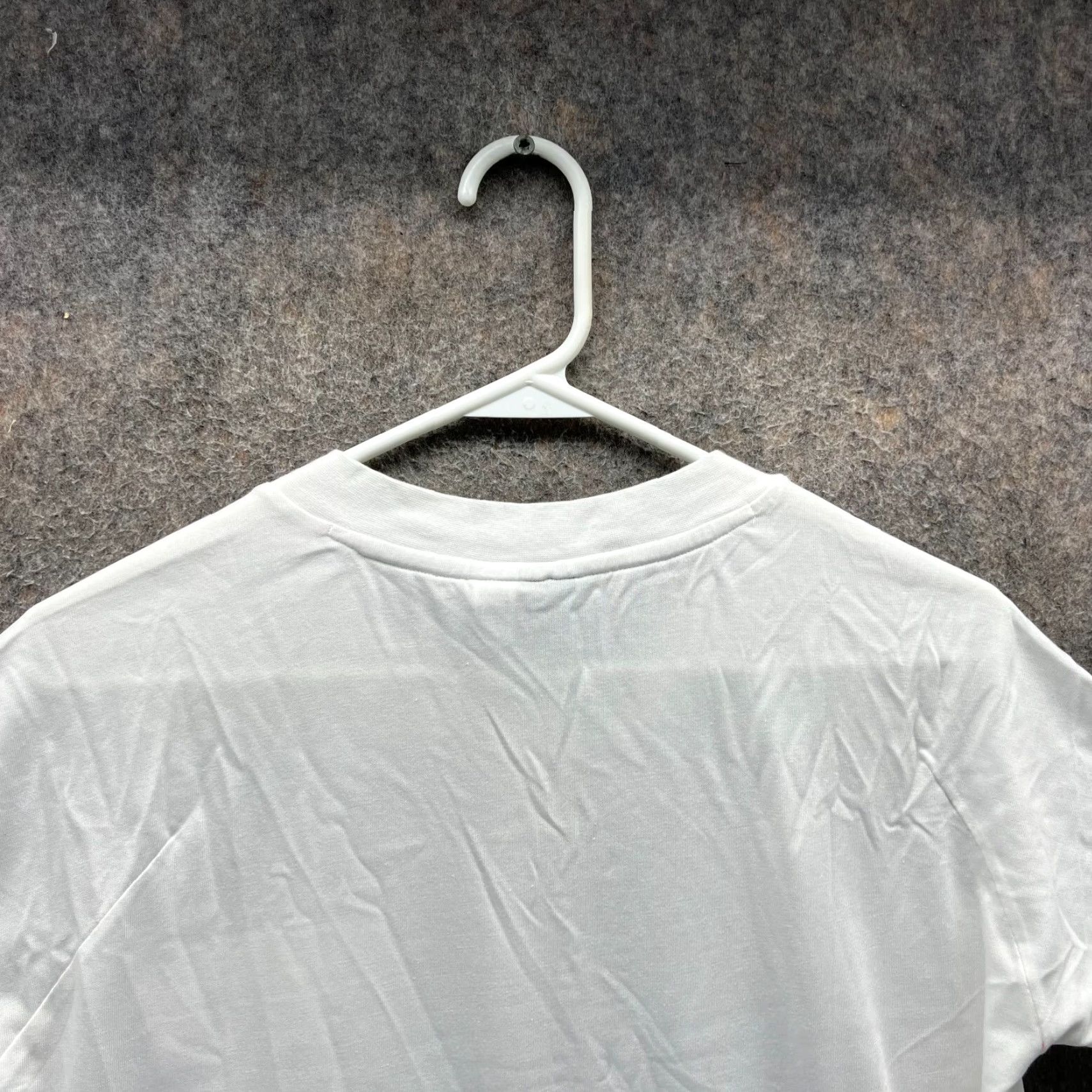 Adidas VINTAGE Adidas Shirt Mens XS White Crewneck Pocket Tee Monogram Jersey Trefoil Patch Size US XS / EU 42 / 0 - 3 Thumbnail