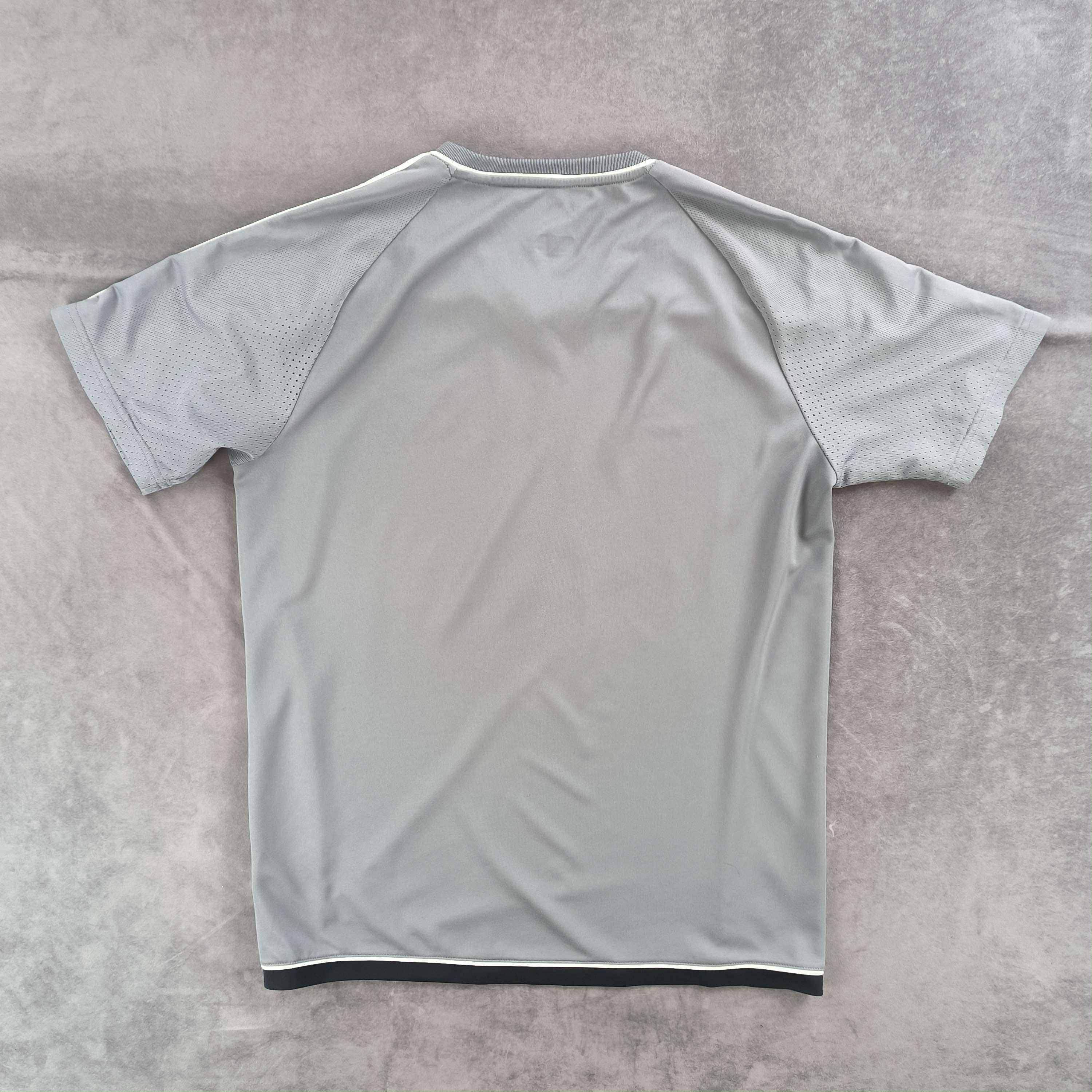 Adidas Manchester United 2017-18 Adidas training football jersey M Size US M / EU 48-50 / 2 - 2 Thumbnail